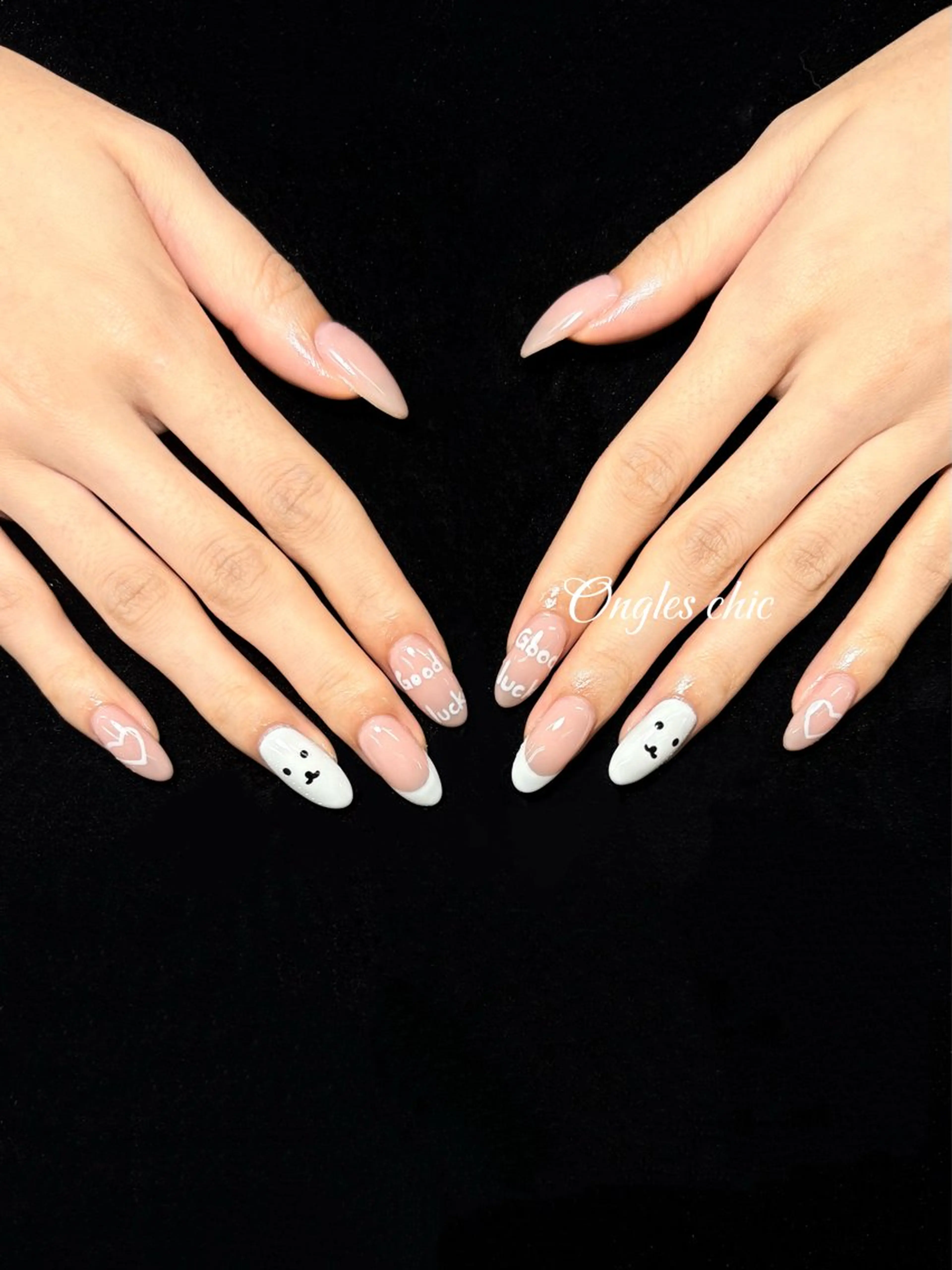 ネイル ハンドネイル ongles chicのネイルデザイン