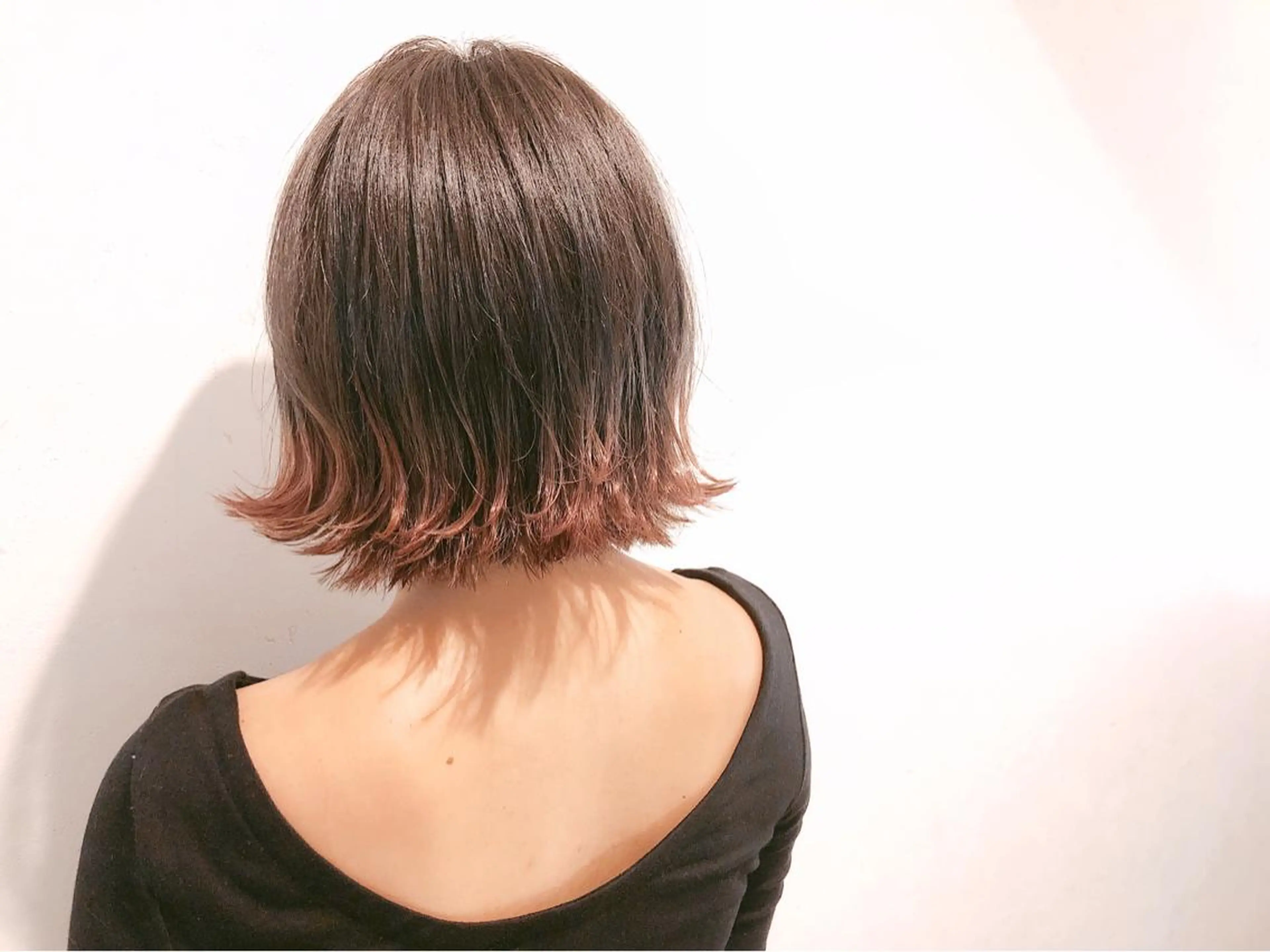 ミディアム カラー 伊藤 さやかのヘアスタイル