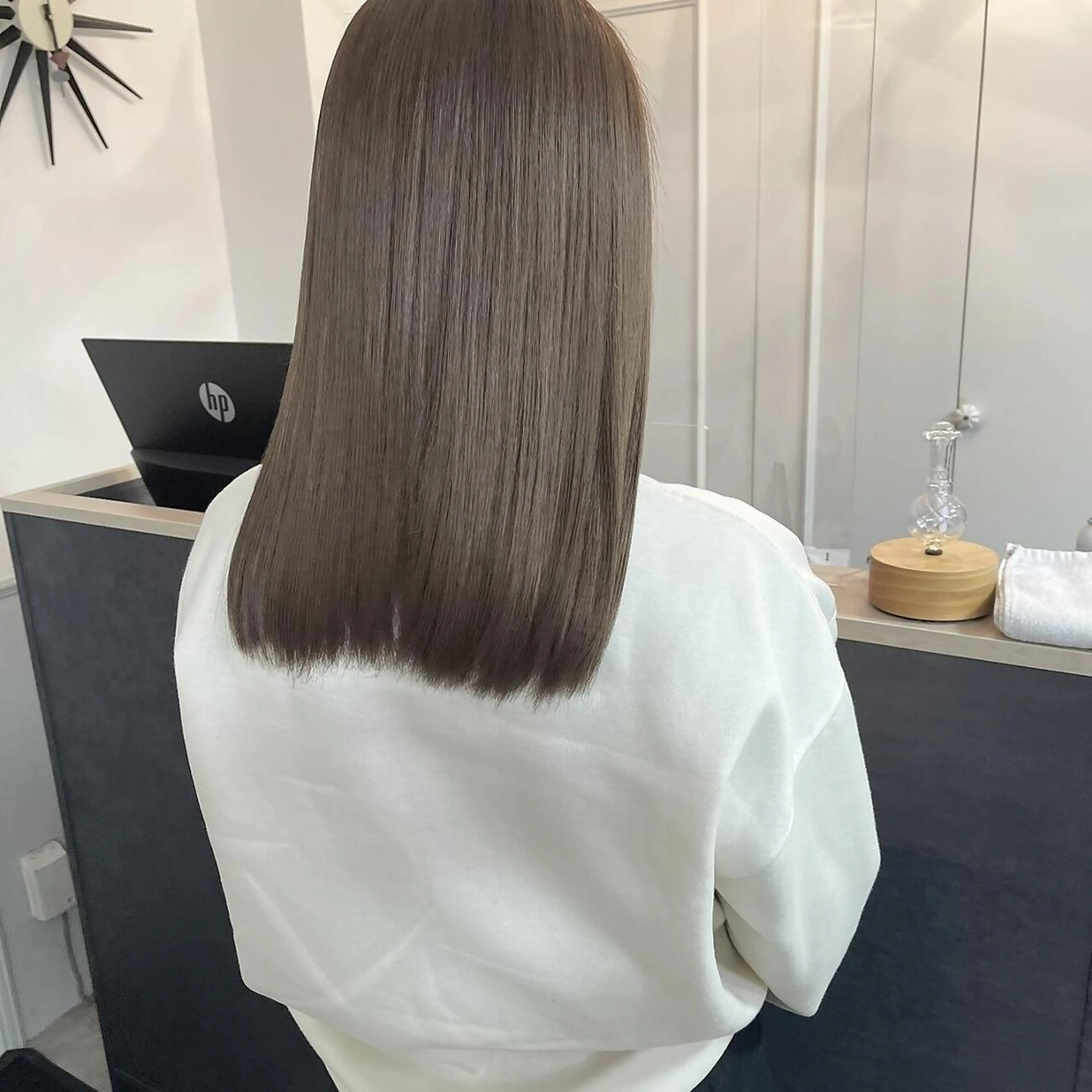 セミロング ベージュ＊Spica 【ミルクティー】のヘアスタイル