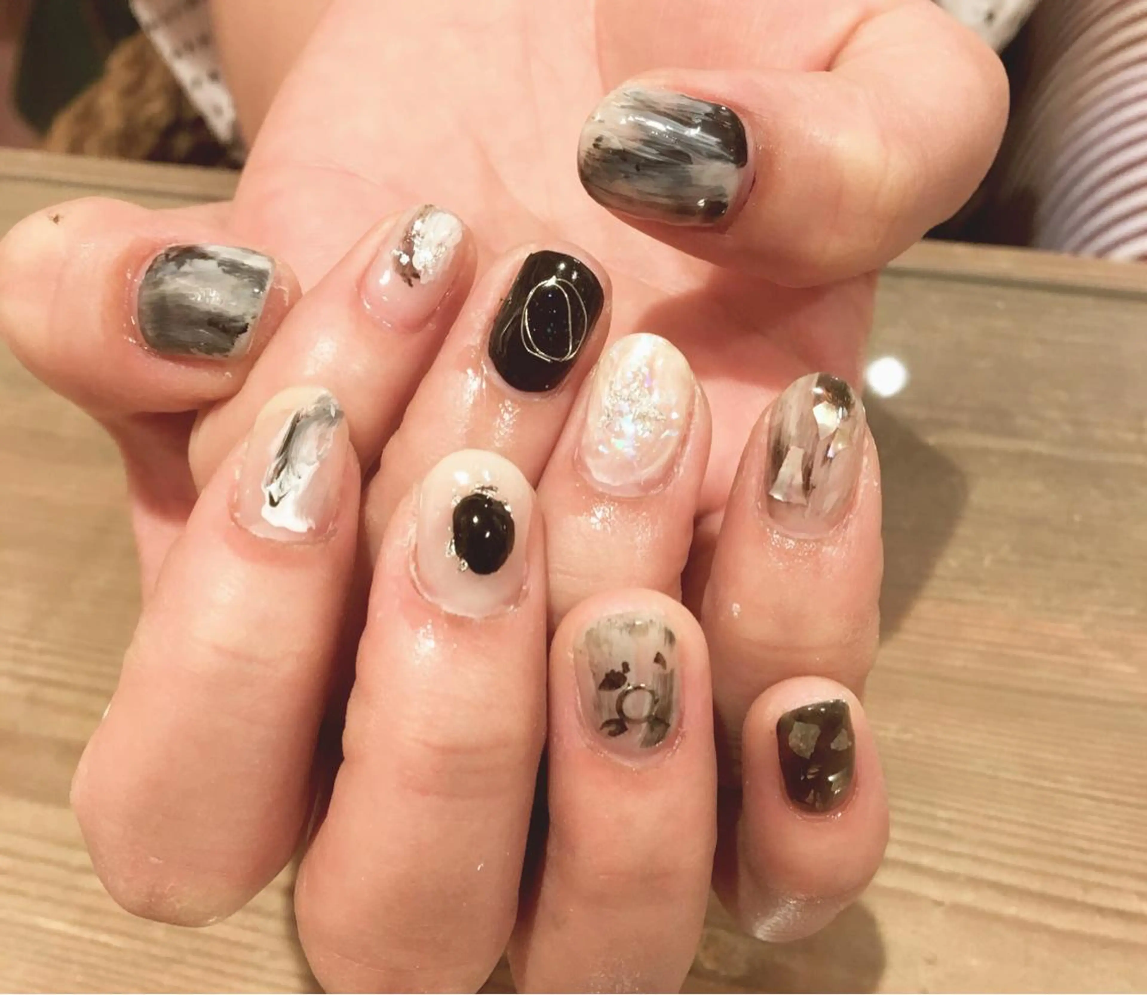 ネイル revia所属・ERI Nailistのネイルデザイン