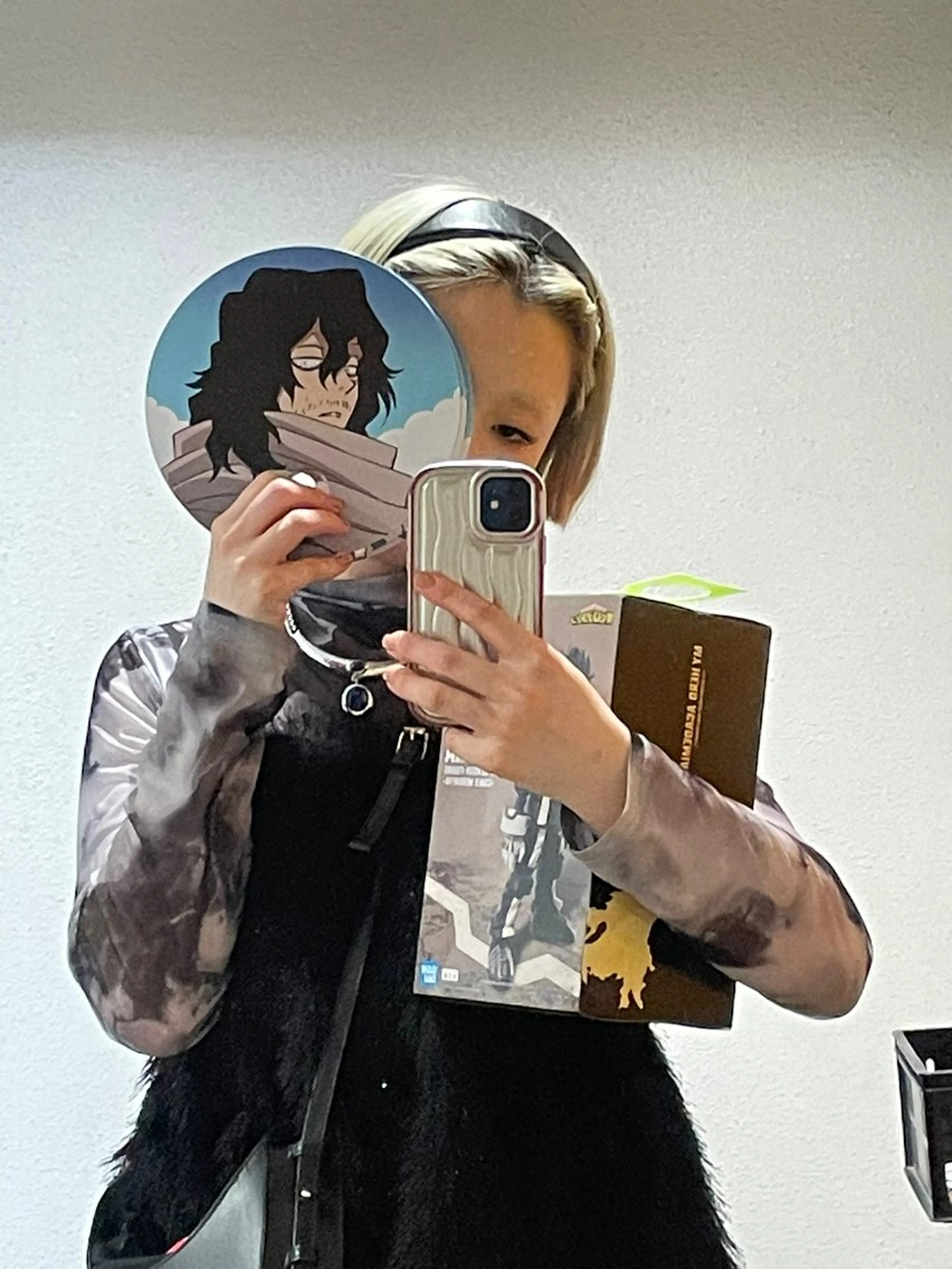 ショート カラー まるやま ひなこ/艶髪カラーのヘアスタイル