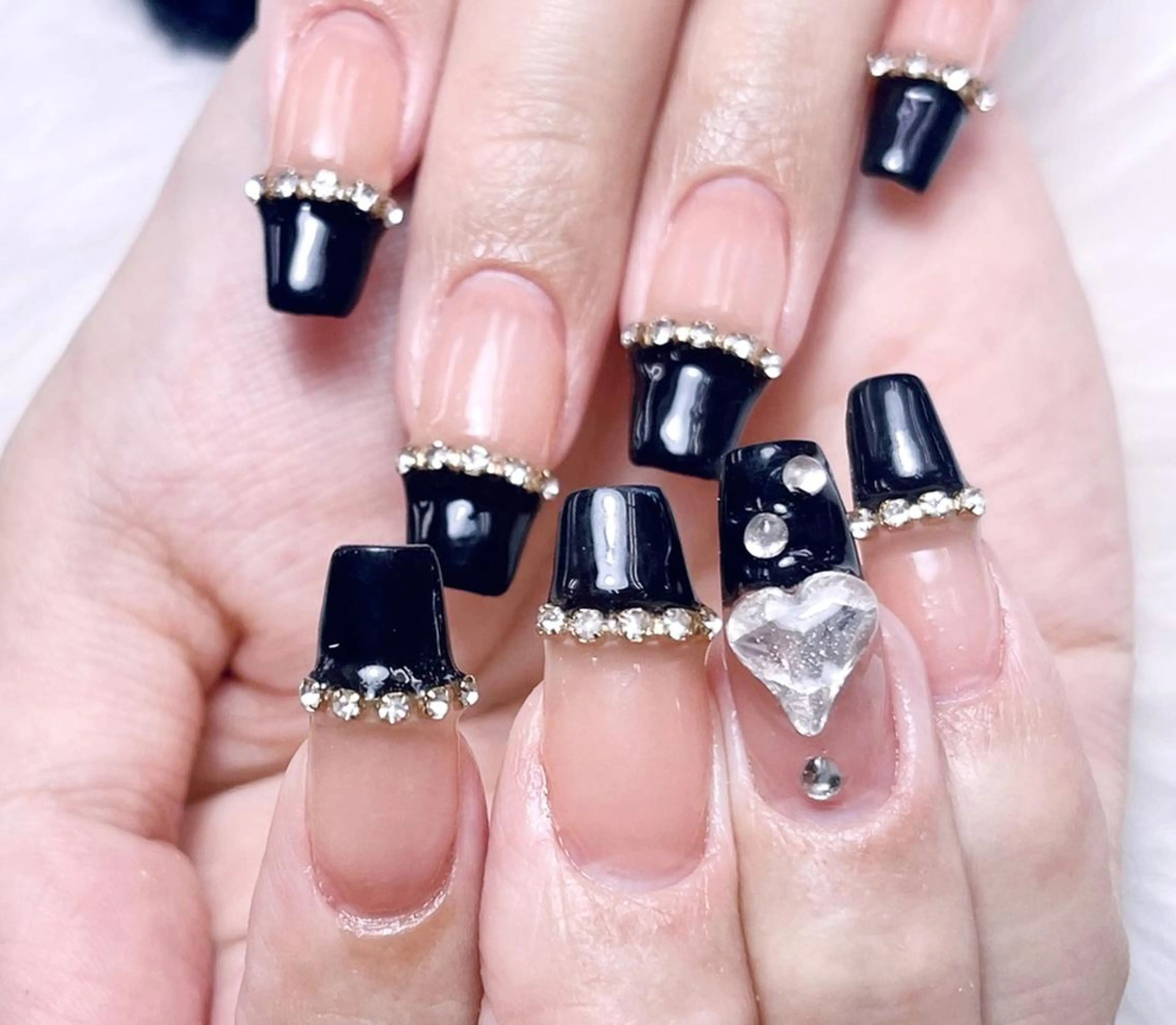 ネイル ルイス " Nail 渋谷のネイルデザイン