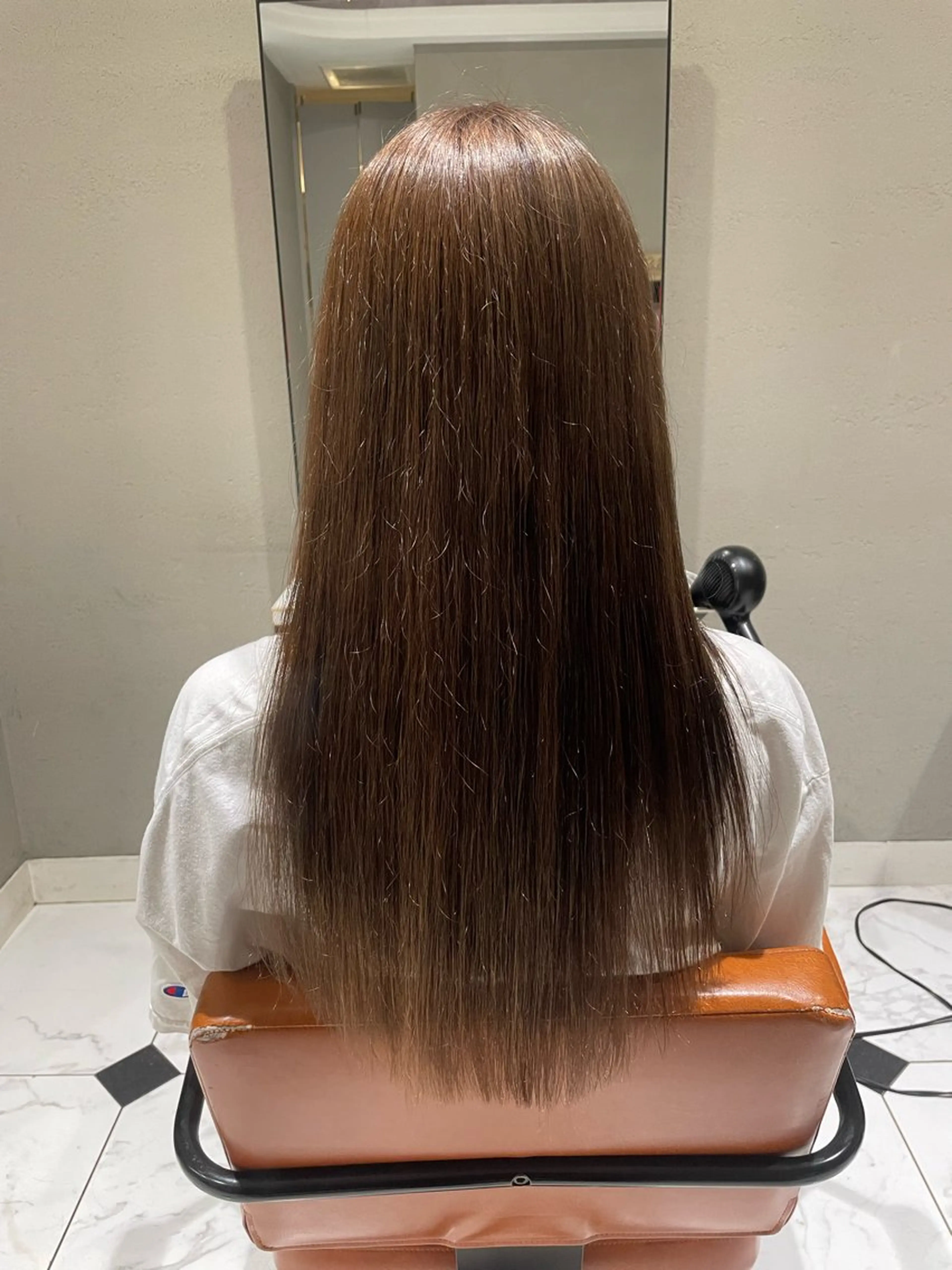 ロング カラー 頭から整える美容師 松田のヘアスタイル