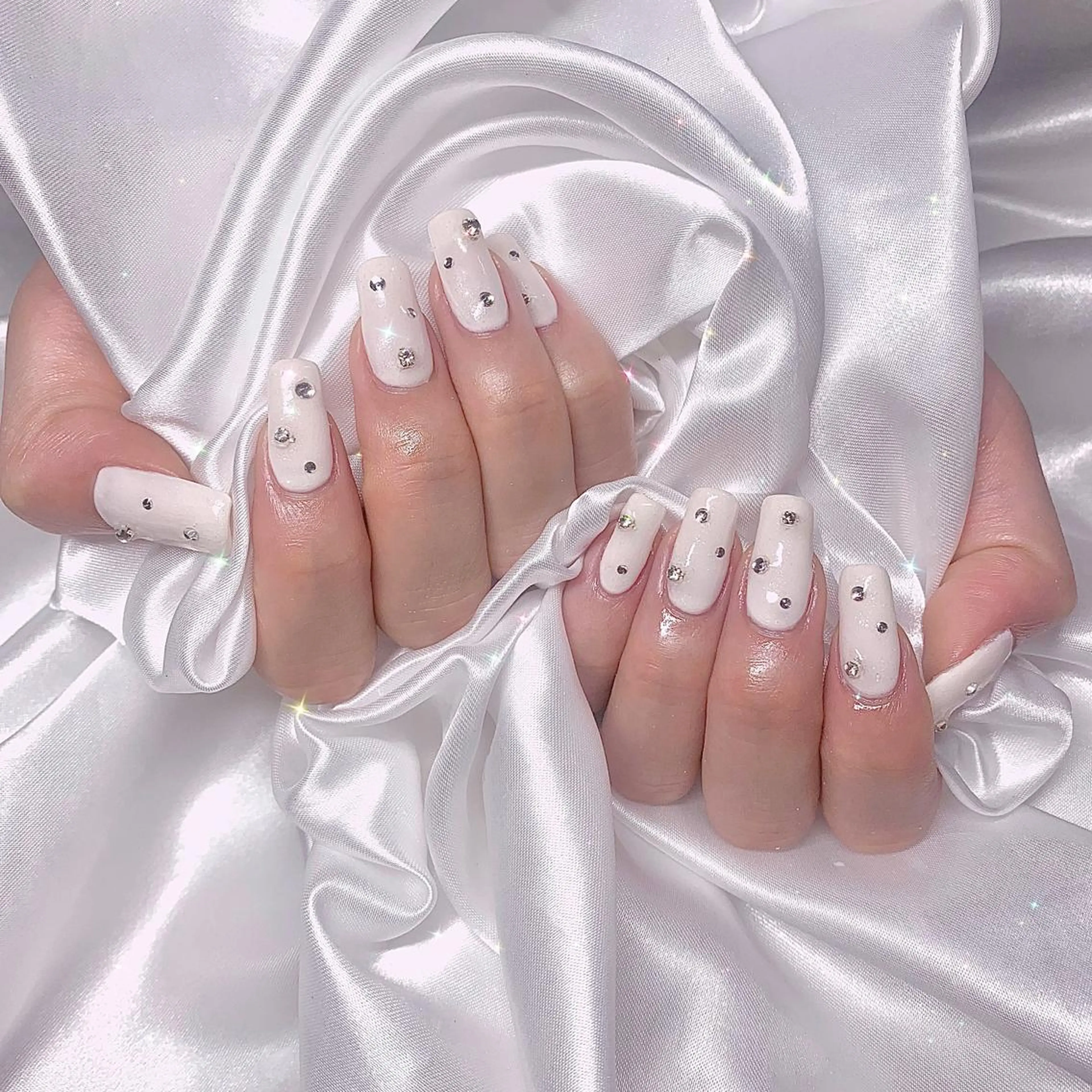 ネイル ジェルネイル 持ち込み ワンカラーネイル パラジェル シンプルネイル élu by Noriko 前原のネイルデザイン