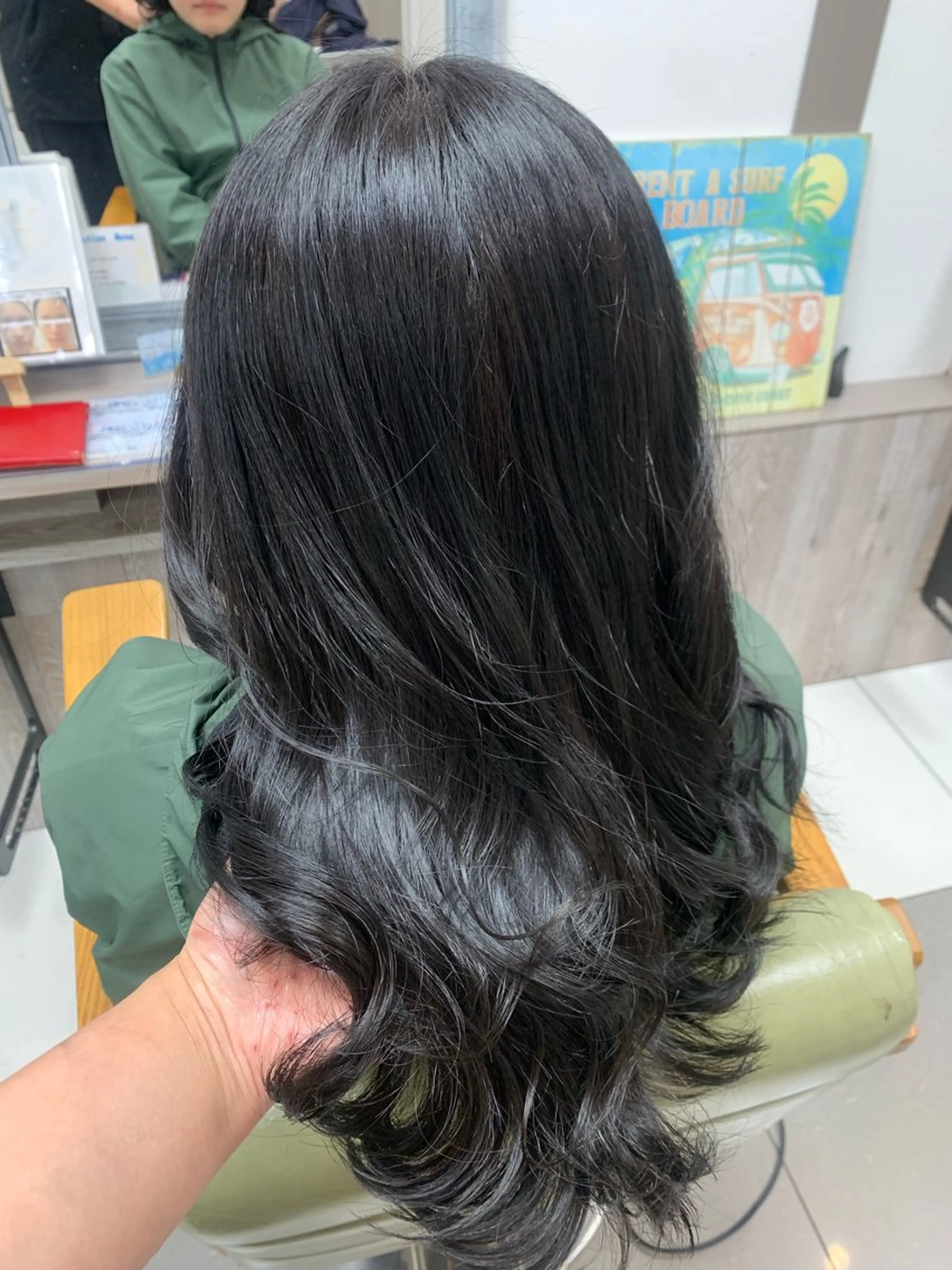 セミロング カラー グレージュ ヘアカラー 佐野 悠のヘアスタイル