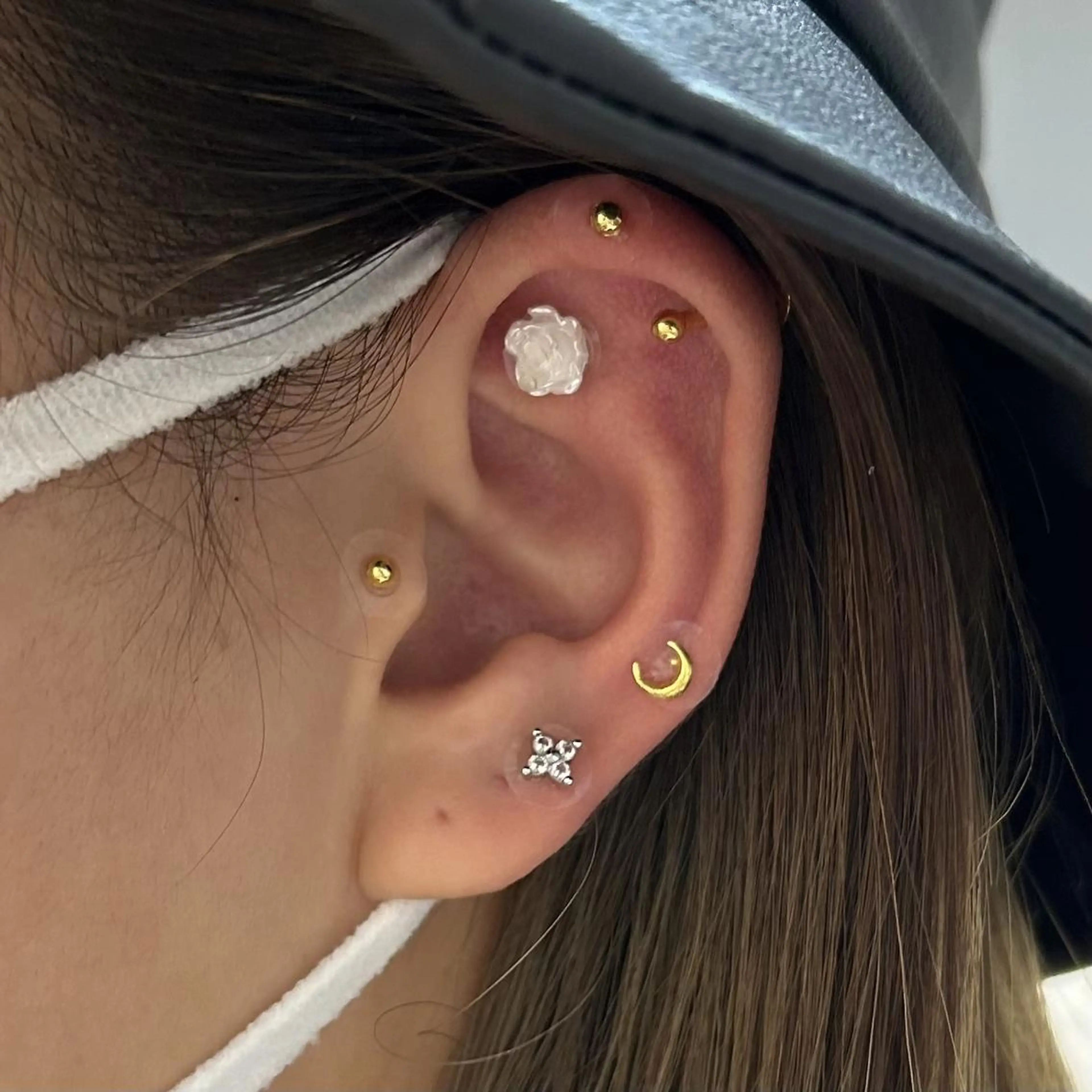 model LUNA BLANCの眉毛・アイブロウイメージ