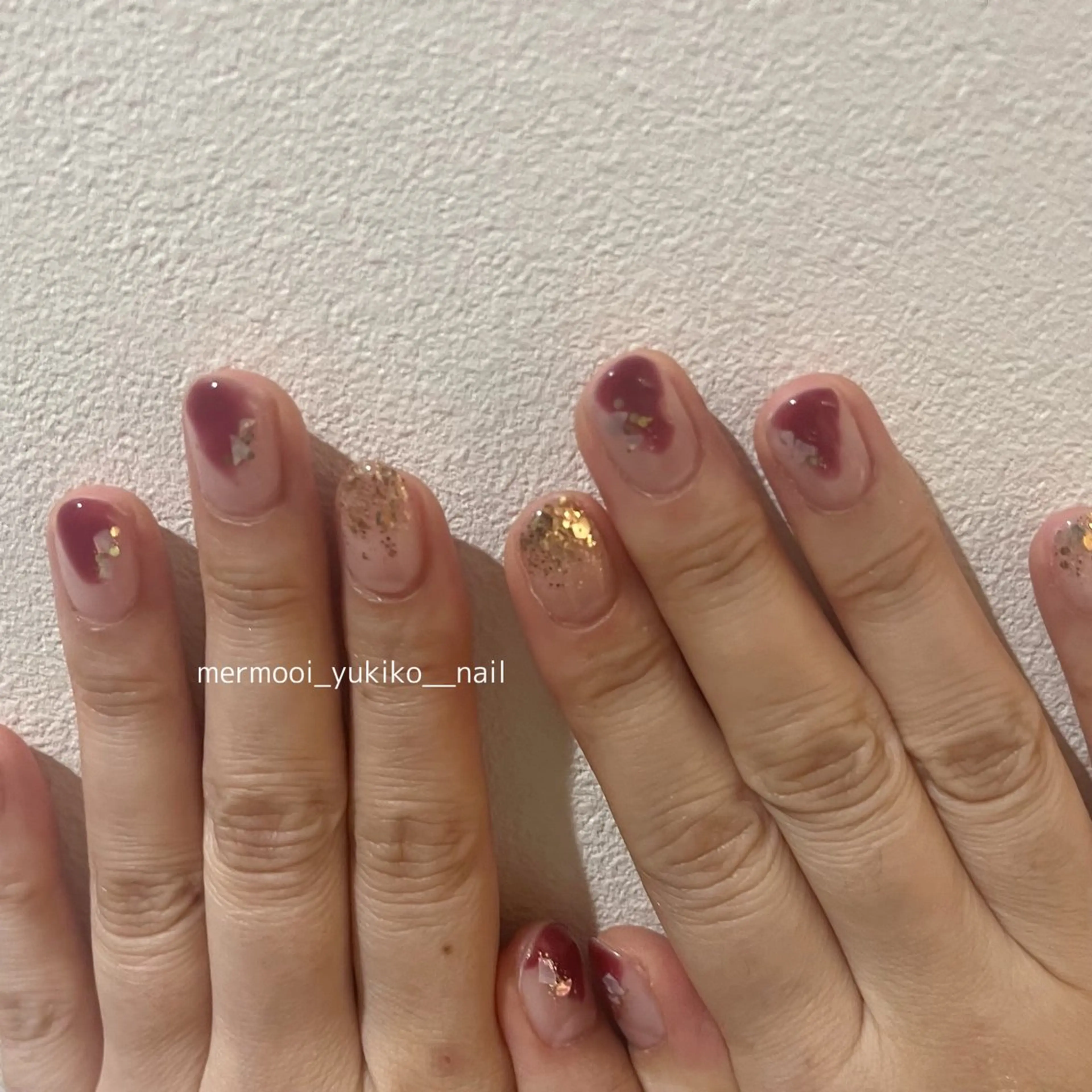 ネイル ボルドー ニュアンスネイル melumooi nailのネイルデザイン
