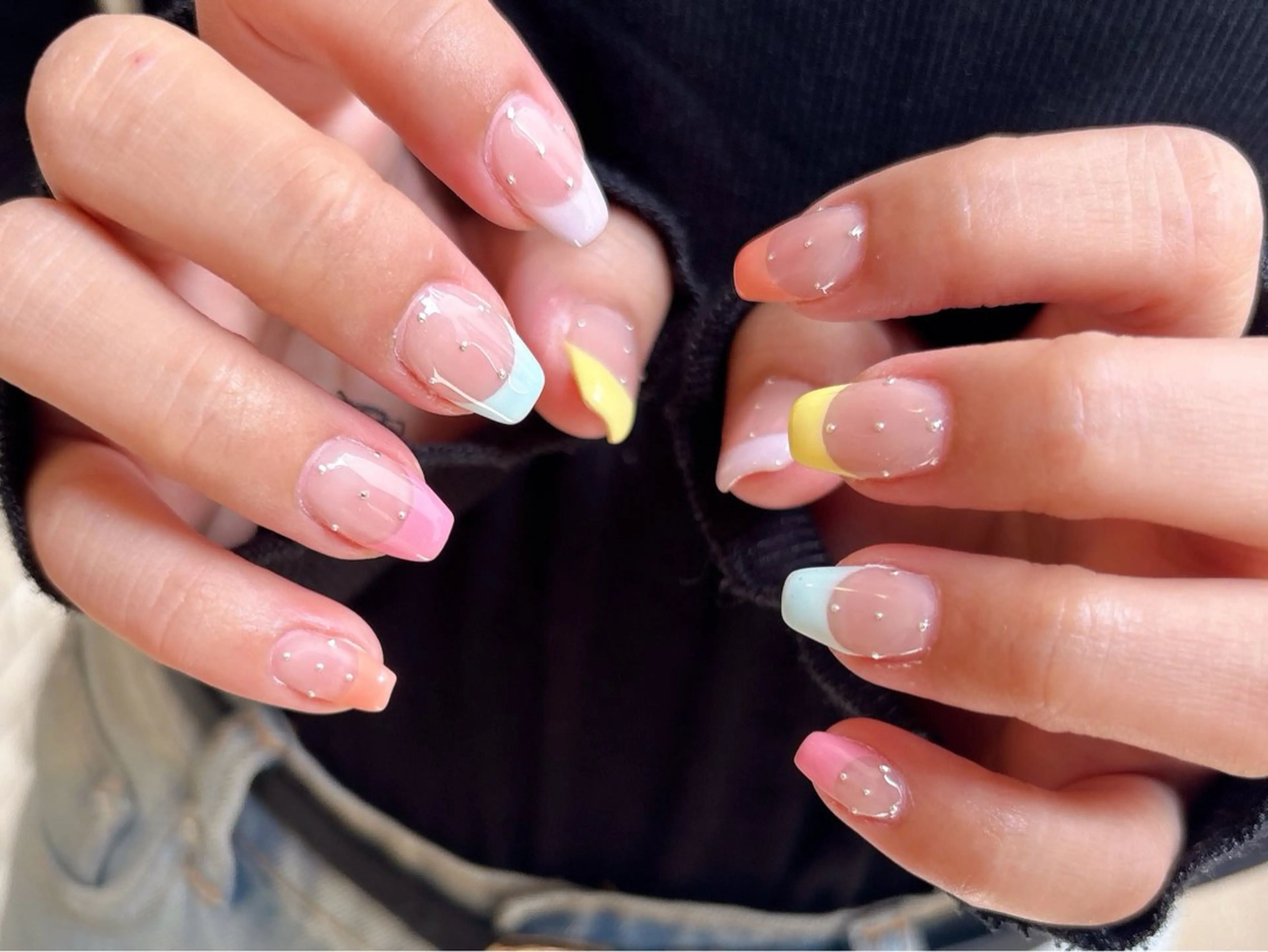 ネイル オーロラネイル フットネイル フレンチネイル ジェルネイル マグネットネイル ハンドネイル kiki nail &brow二子玉川の眉毛・アイブロウイメージ