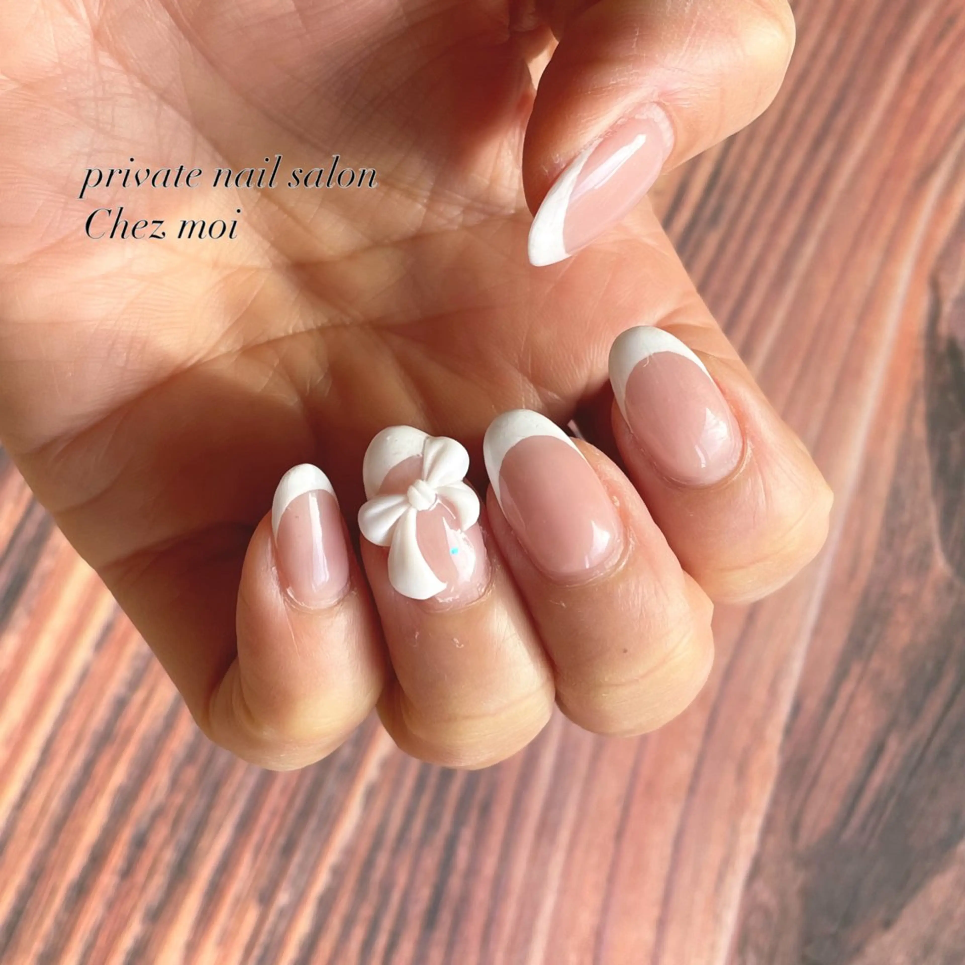 ネイル KOMINE TOMOKOのネイルデザイン