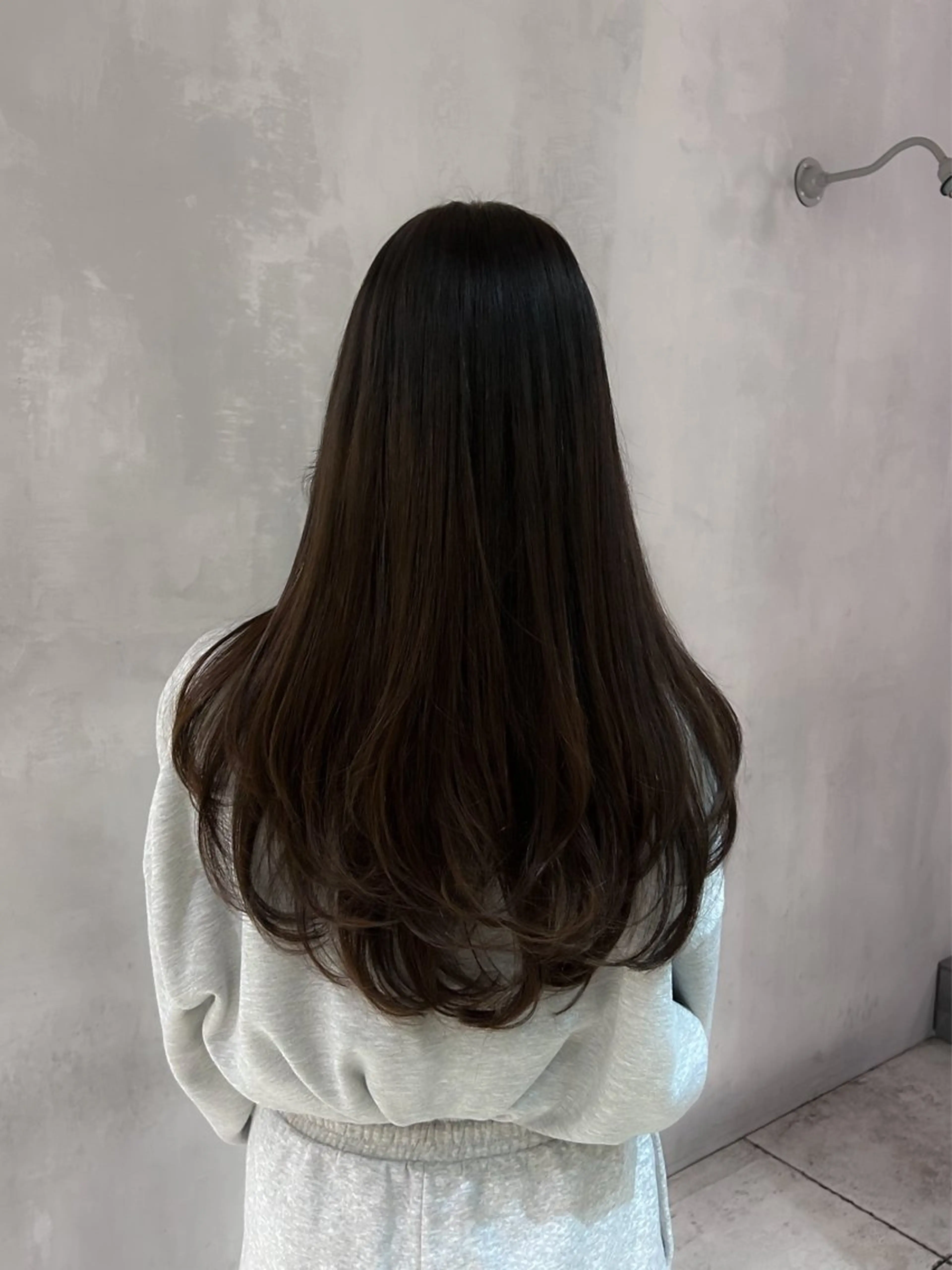 ロング レイヤーカット Hinata🛸 ハイトーン美容師のヘアスタイル