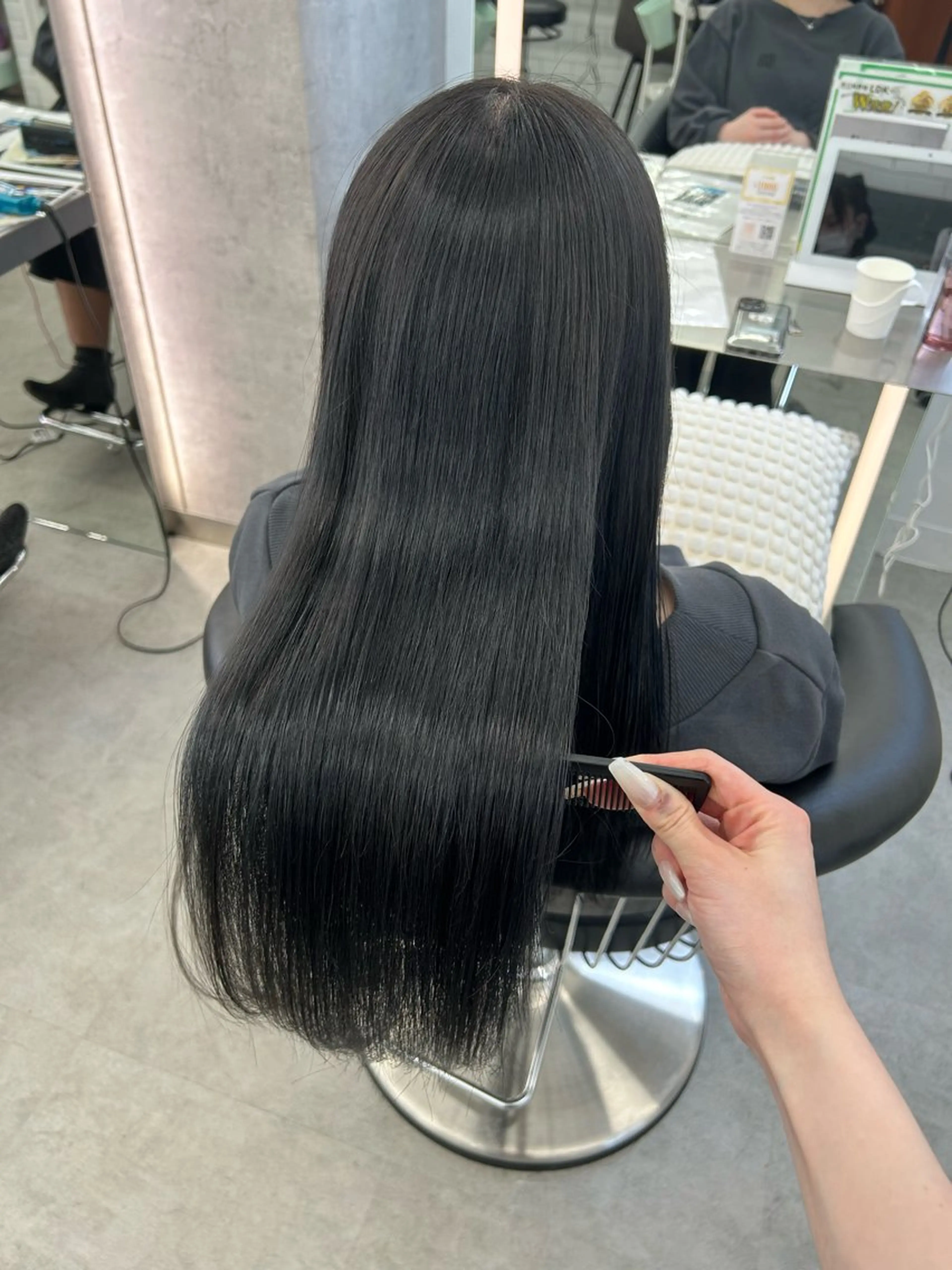 ロング 透明感ヘアカラー chiharuのヘアスタイル
