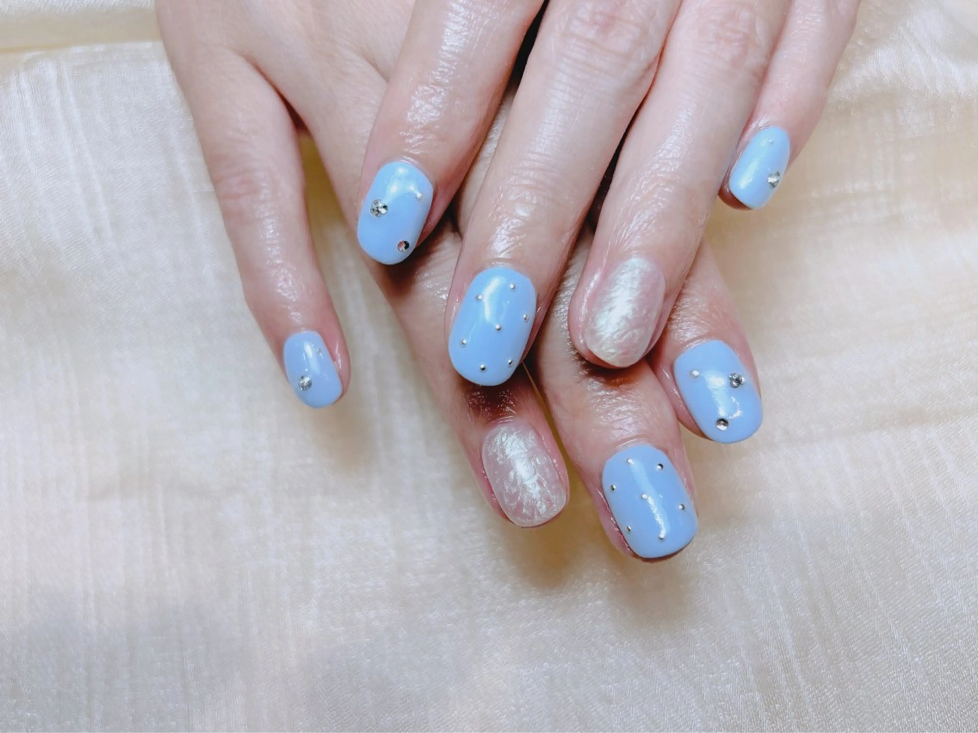 ネイル フットネイル H3 Nail Tsuki🦋💙のネイルデザイン