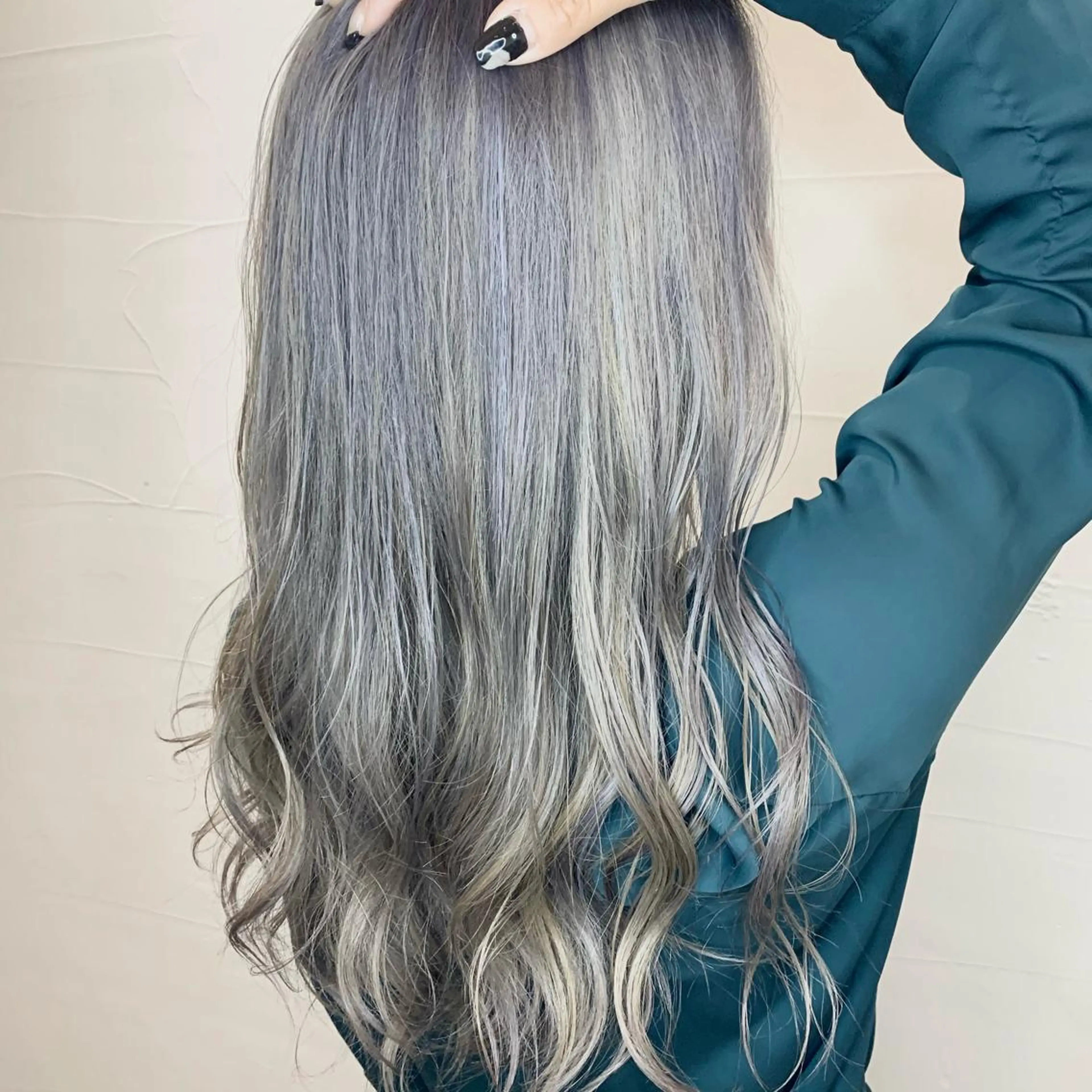 カラー アディクシーカラー バレイヤージュ ブリーチ ケアブリーチ 透明感カラー ヘアカラー 水戸/ブリーチカラー ♠️♠️會澤遼真のヘアスタイル