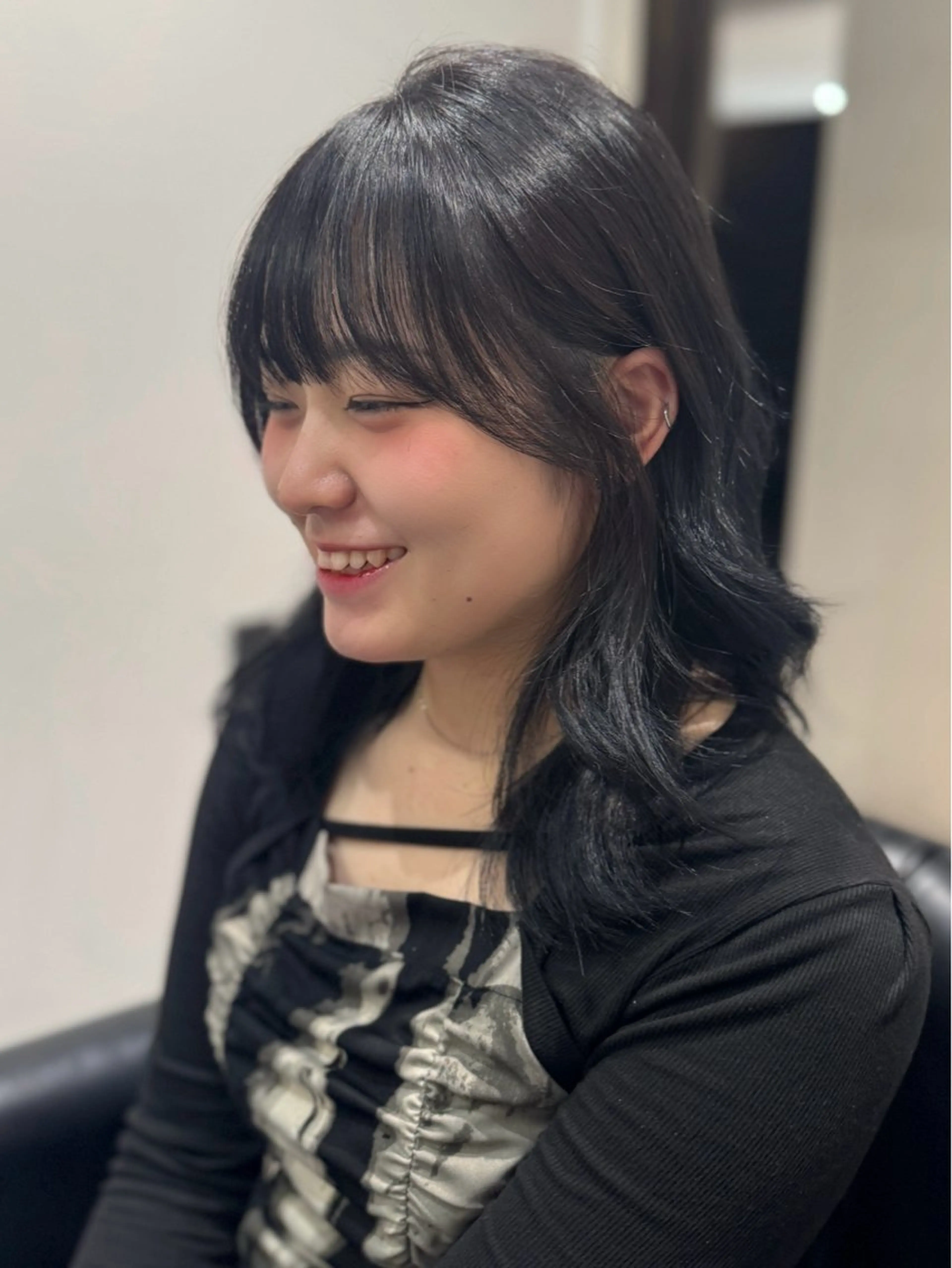 ミディアム カラー カット ヘアカラー トリートメント 韓国風スタイル 北田陸斗のヘアスタイル