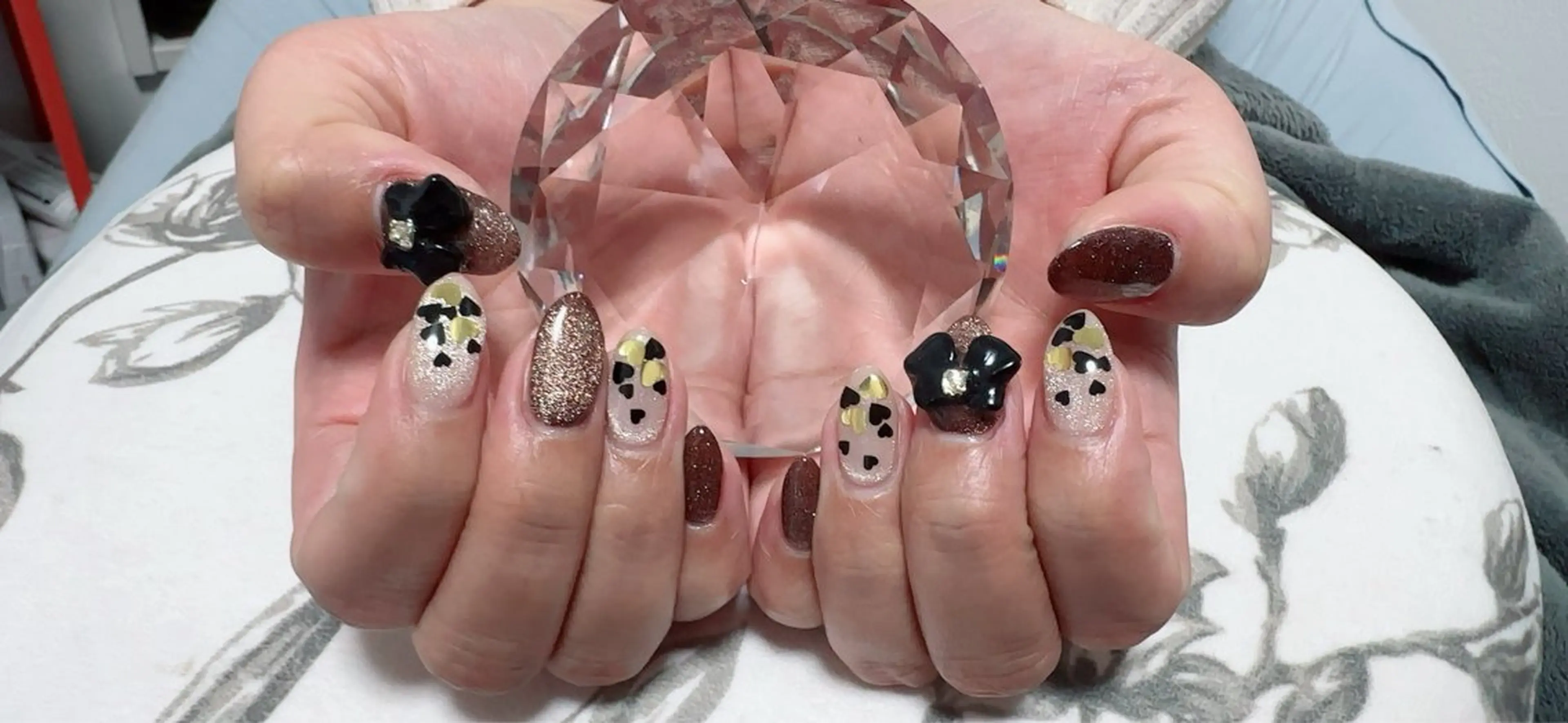 ネイル ハンドネイル Toujours 代表柳生理恵のネイルデザイン