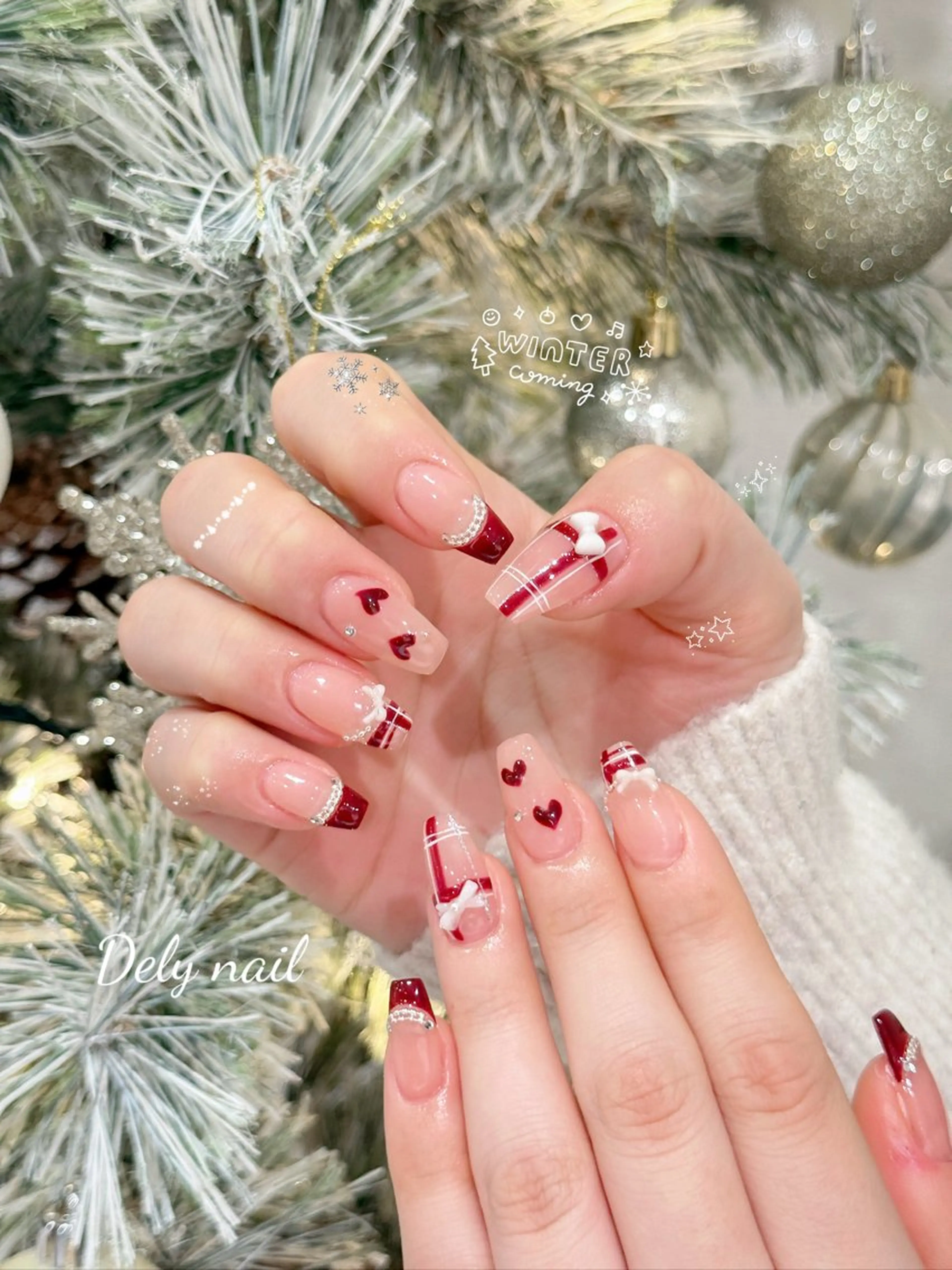 ネイル アートネイル ボルドー フレンチネイル ハート リボン ハンドネイル Dely Nailのネイルデザイン