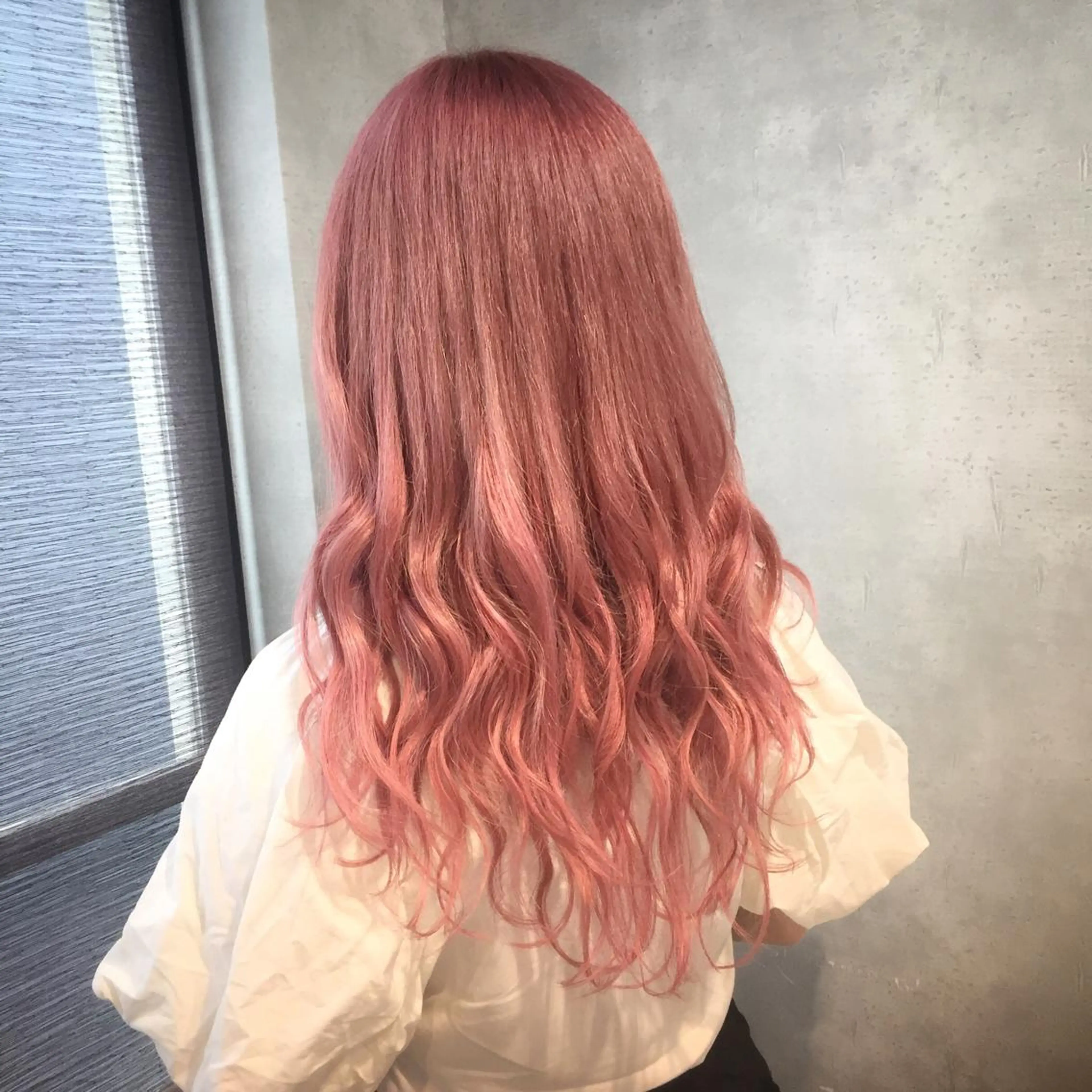 セミロング ブリーチ🔥ベージュ /グレー/daikiのヘアスタイル