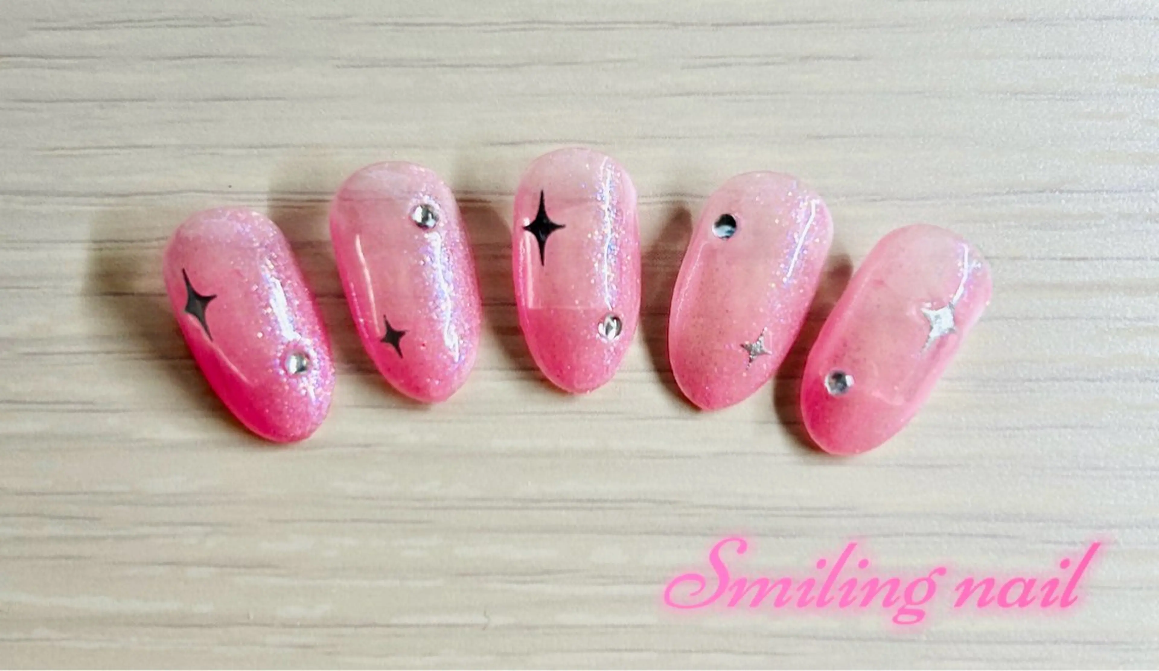 ネイル ハンドネイル ハンドケア Smiling nailのネイルデザイン