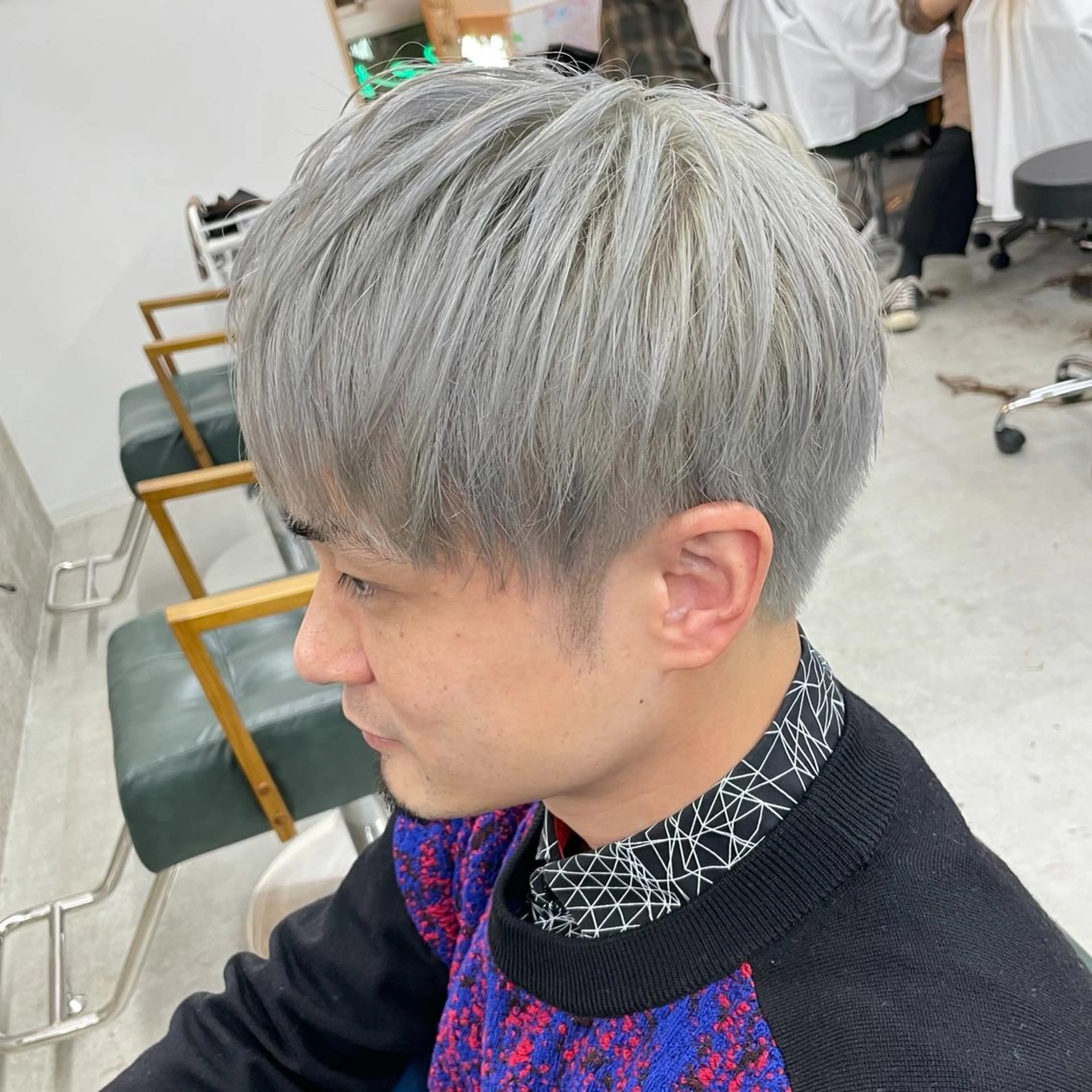 カラー メンズ Lull1人美容室 バレイヤージュのヘアスタイル