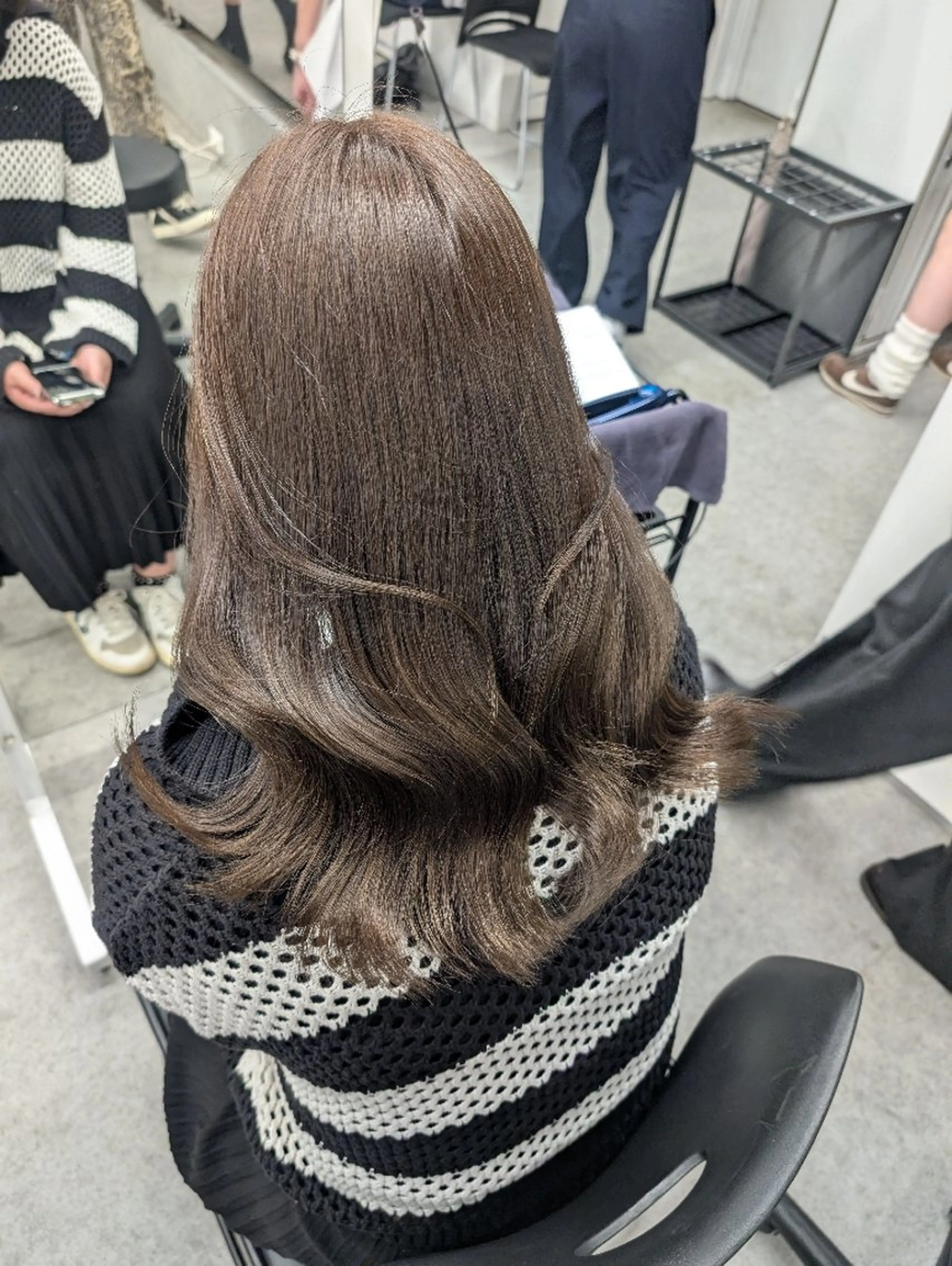 セミロング 艶髪暖色カラー🌹 Rena🦦のヘアスタイル