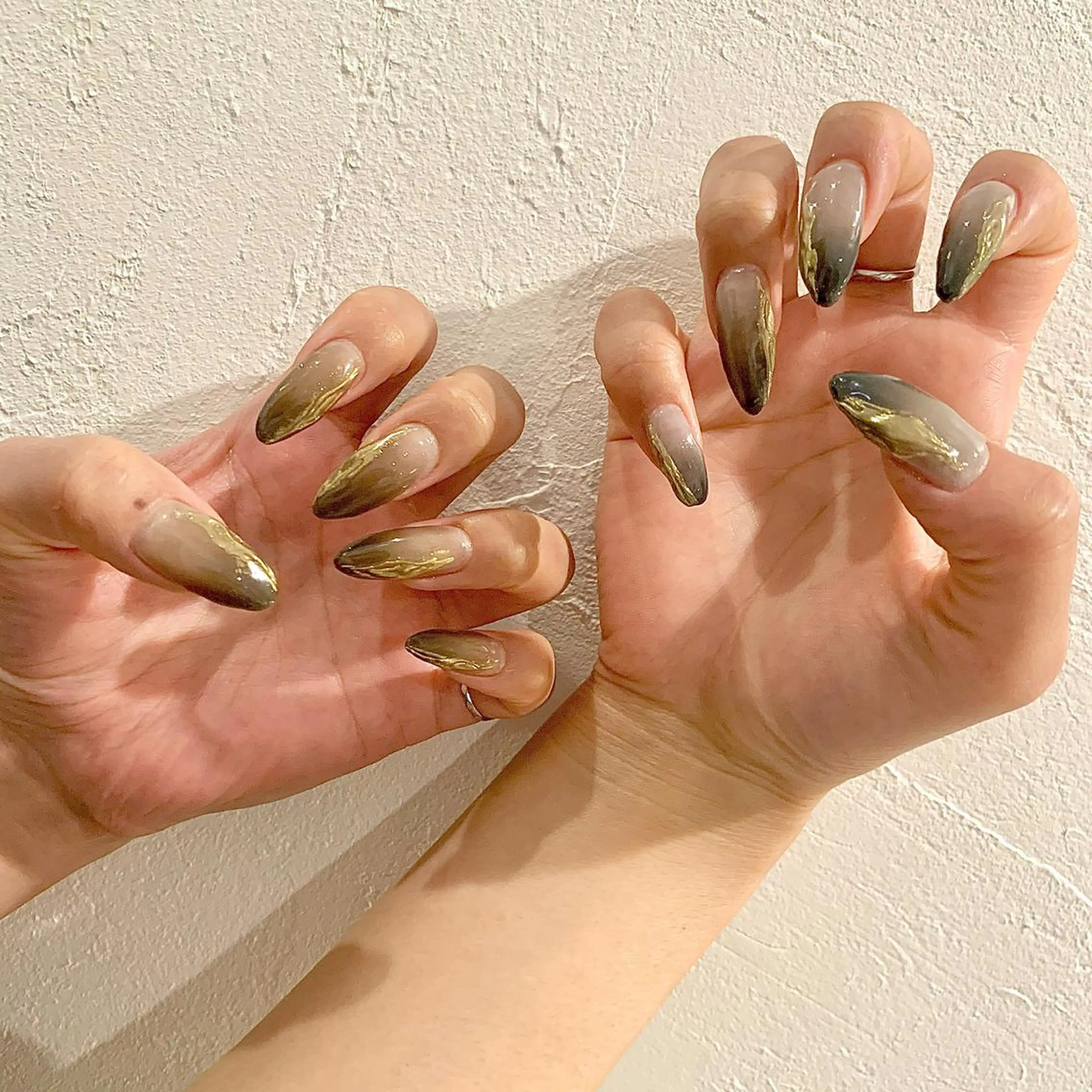 ネイル ニュアンスネイル Sato. Mのネイルデザイン