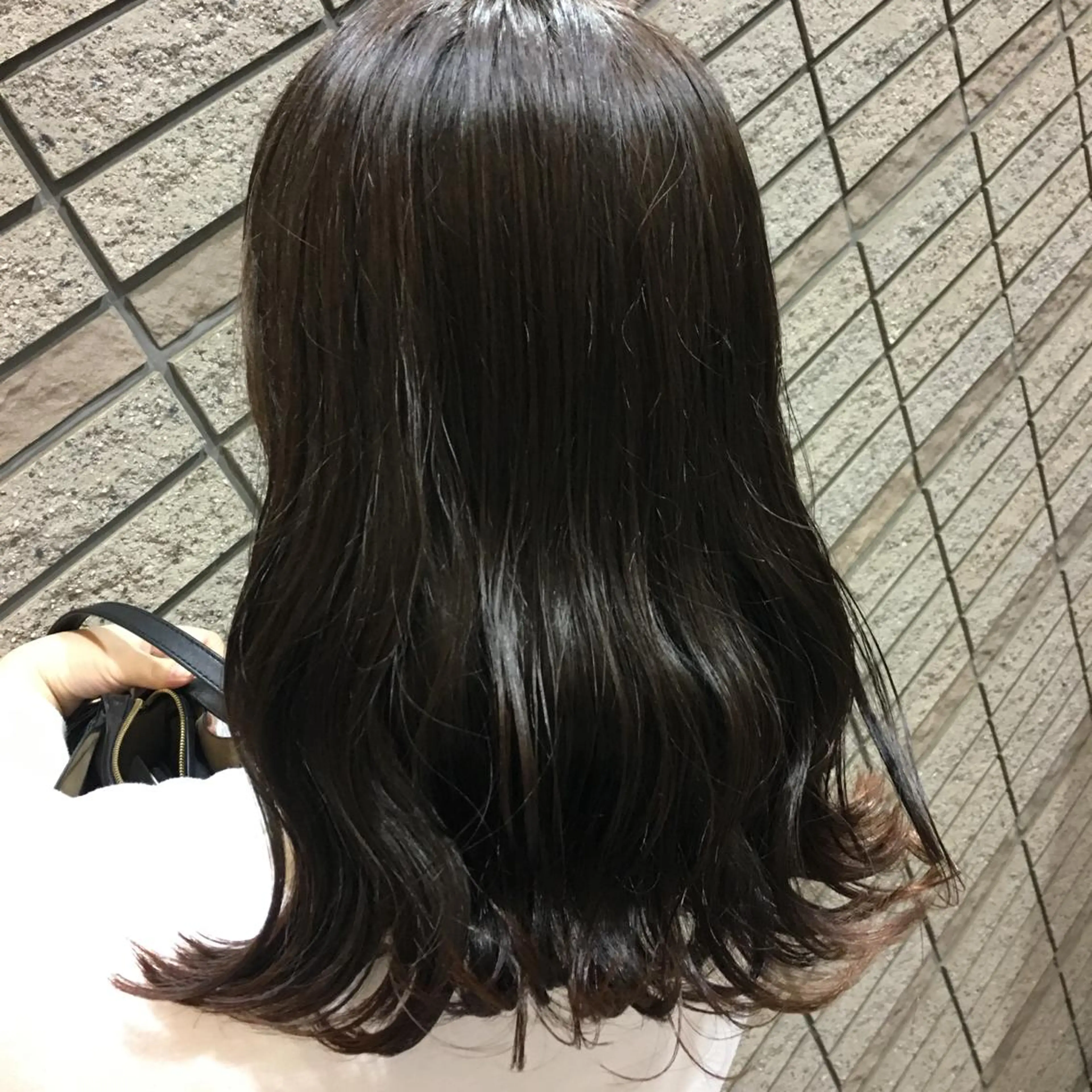 ミディアム カラー ミディアムパーマ イルミナカラー ピンクカラー 外国人風カラー カット ヘアカラー トリートメント ブリーチ/バレイヤ ージュ川端裕司のヘアスタイル