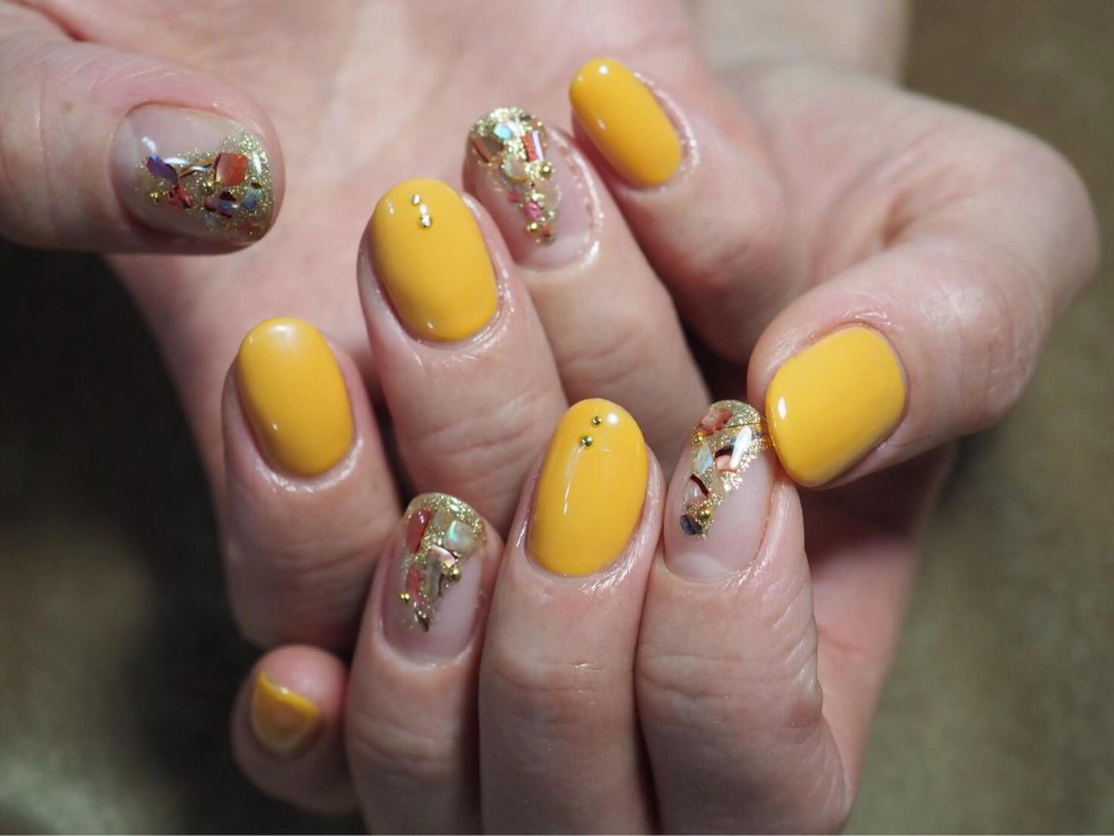 ネイル トップネイリスト Ribbon立川店のネイルデザイン