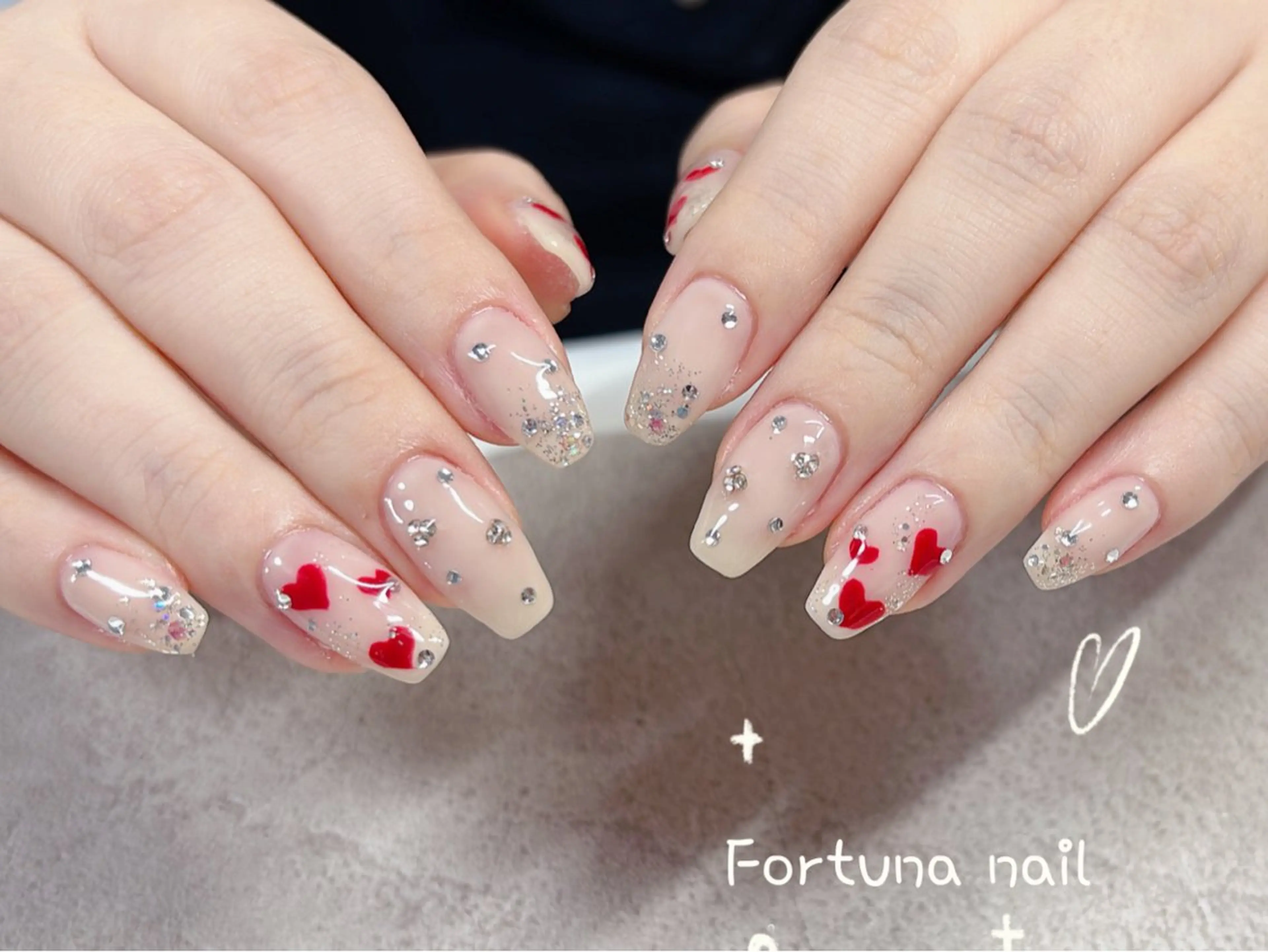 ネイル Nail •Head スパFortunaのネイルデザイン