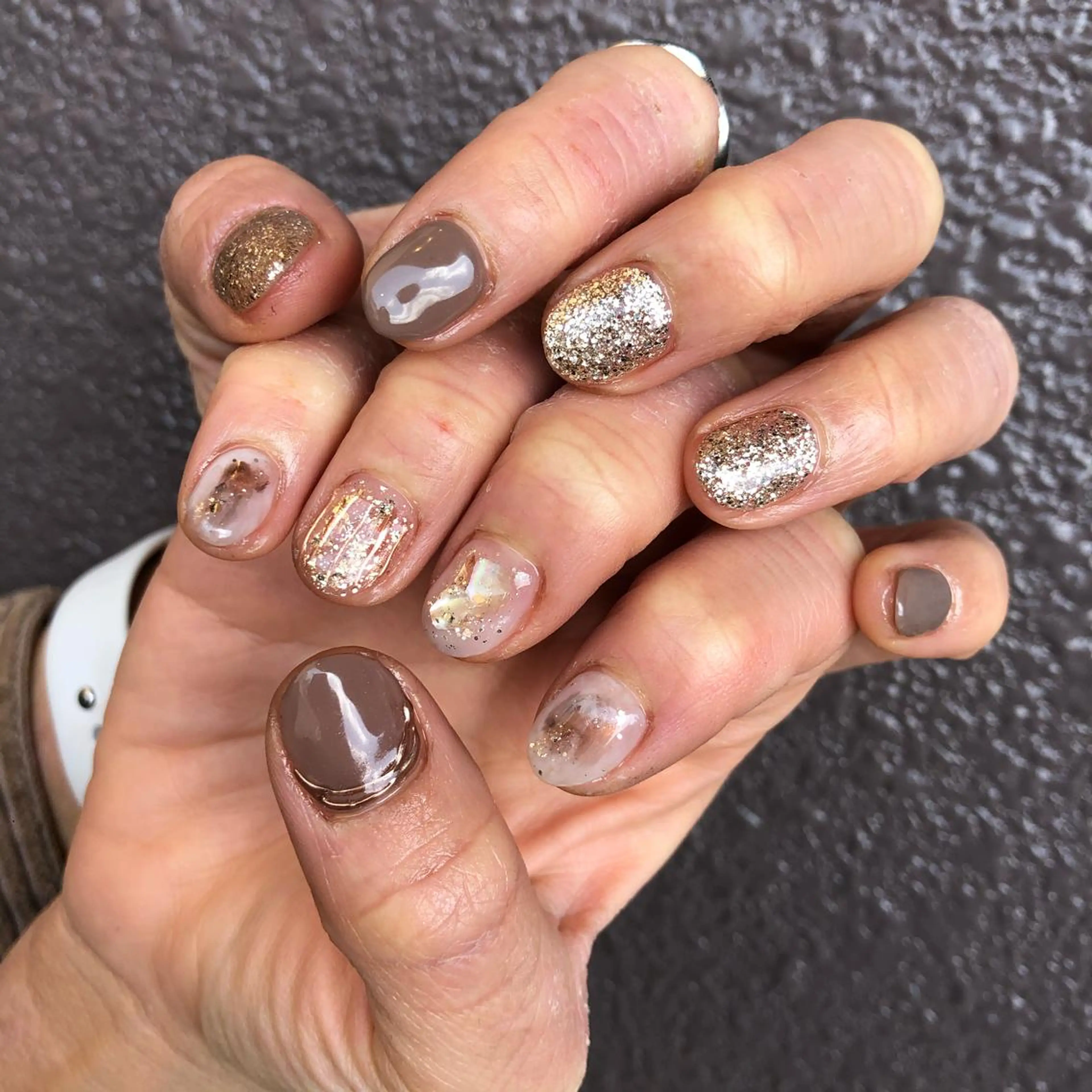 ロング カラー ヘアアレンジ キッズ ネイル マツエク・マツパ 福田 加奈のネイルデザイン