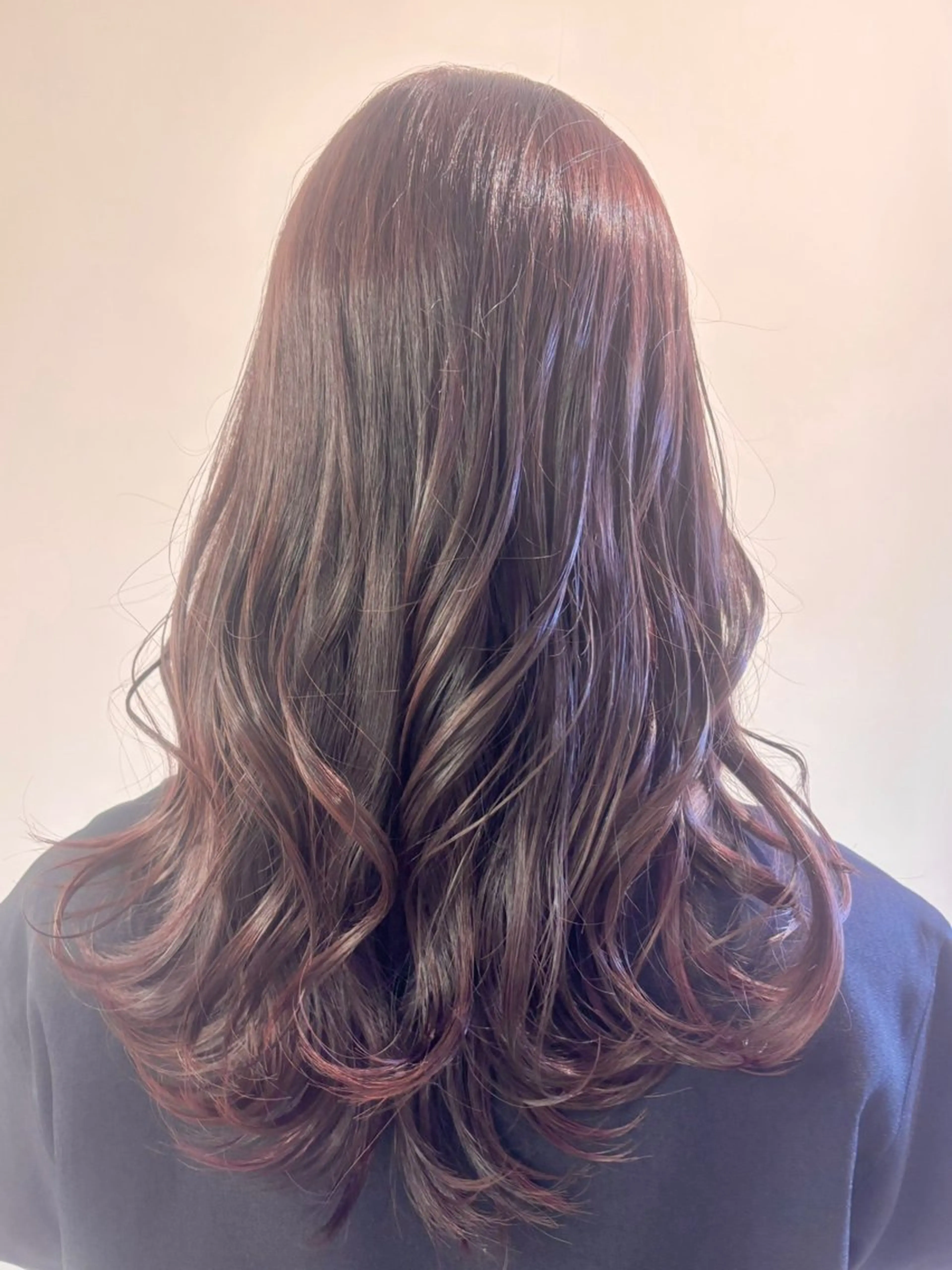 ロング カラー 古川 琴美のヘアスタイル