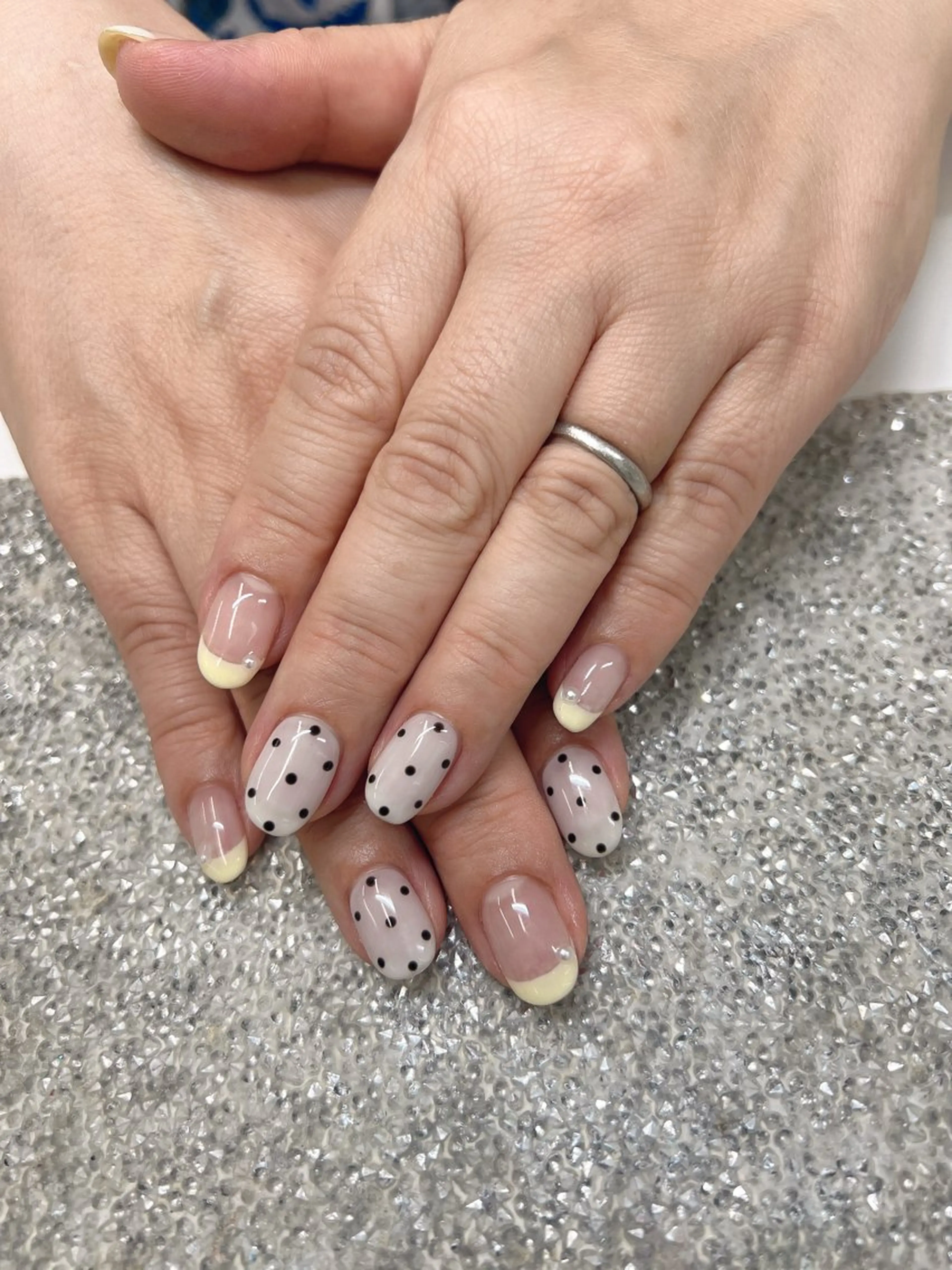 ネイル ガレンドウ 白澤 愛子のネイルデザイン