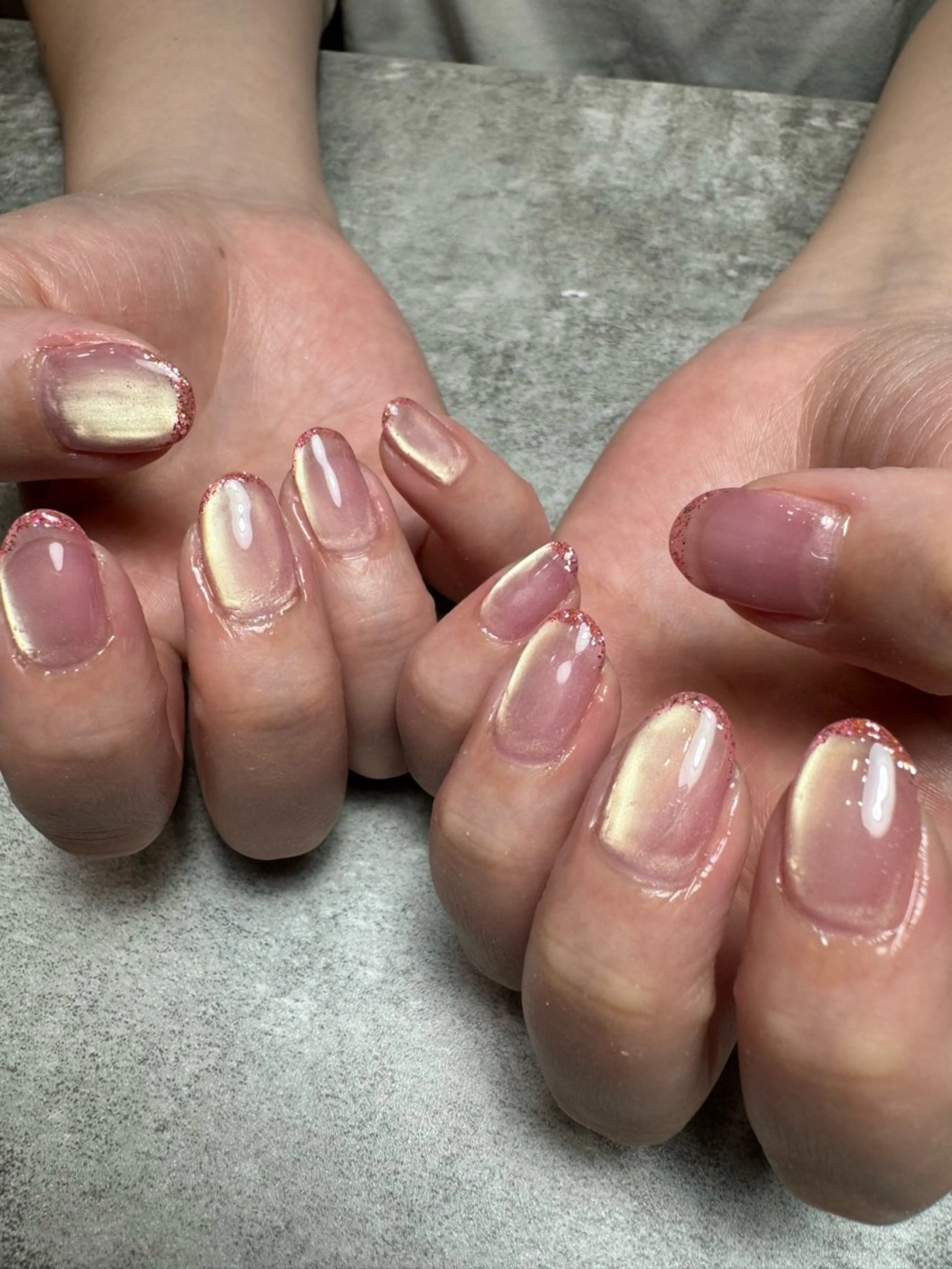 ネイル フレンチネイル ラメ(グリッター) ハンドネイル MATATABI. kumiのネイルデザイン