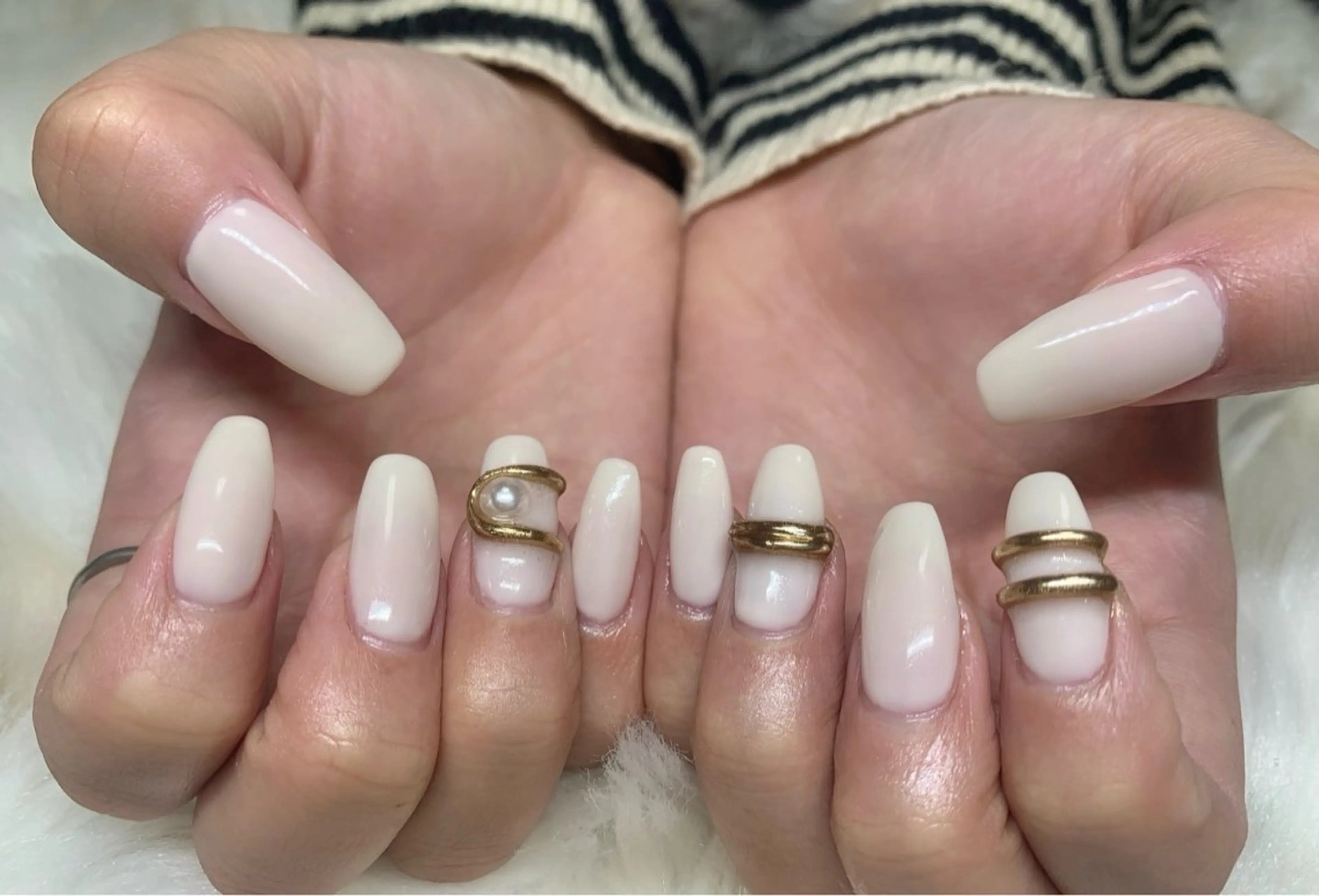 ネイル 冬ネイル クリスマス ハンドネイル nail room LUNA⋆౨ৎ˚⟡のネイルデザイン