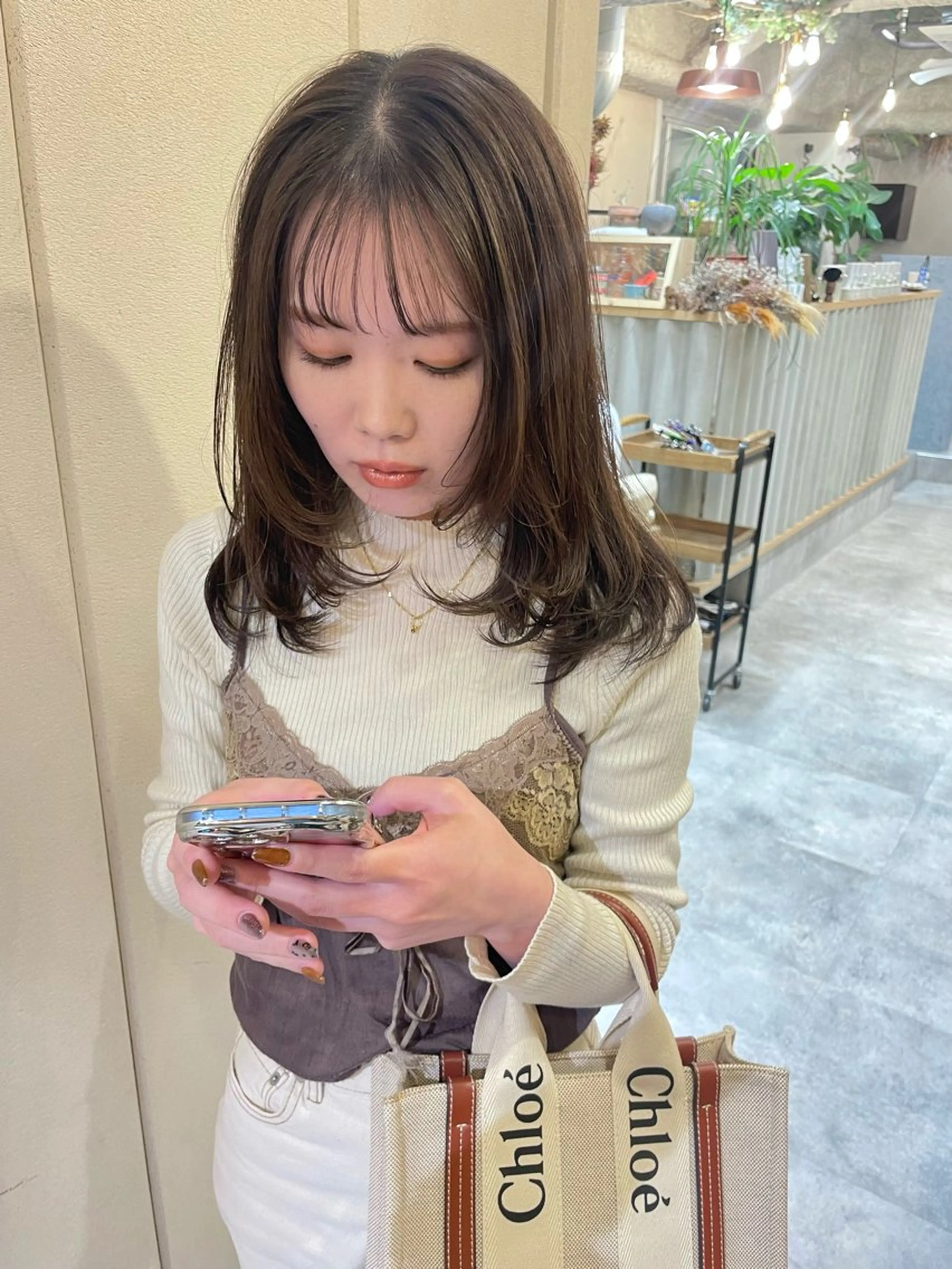 セミロング レイヤーカット カット ヘアカラー 透明感カラー 🦋AYAのヘアスタイル