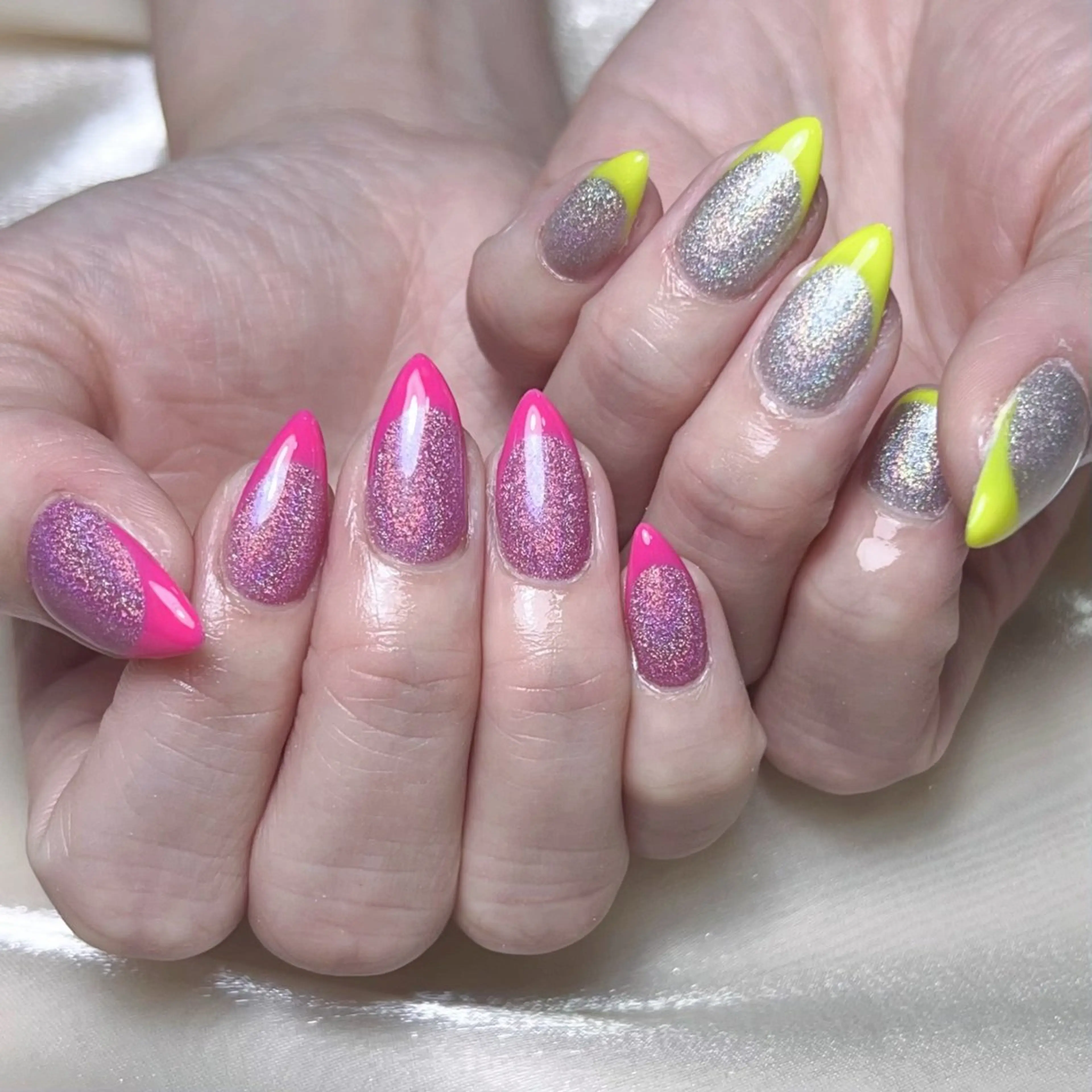 メンズ ネイル メンズ韓国風 アートネイル オーロラネイル ガーリー キラキラネイル ハンドネイル Nail salon 木にいるのネイルデザイン