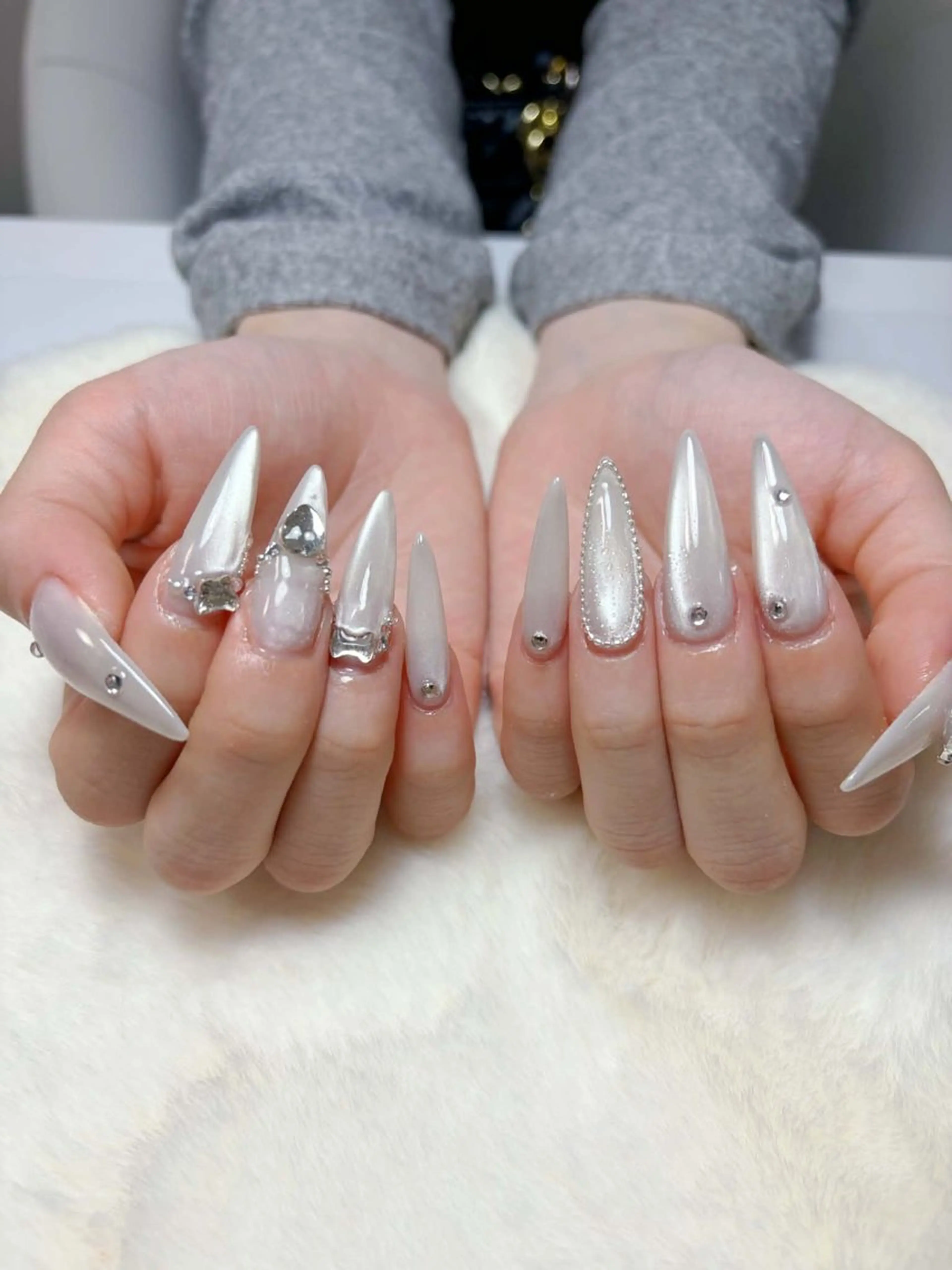ネイル フラワーネイル 韓国ネイル 持ち込み 春ネイル ワンホンネイル Huyn Nail Shinjyukuのネイルデザイン
