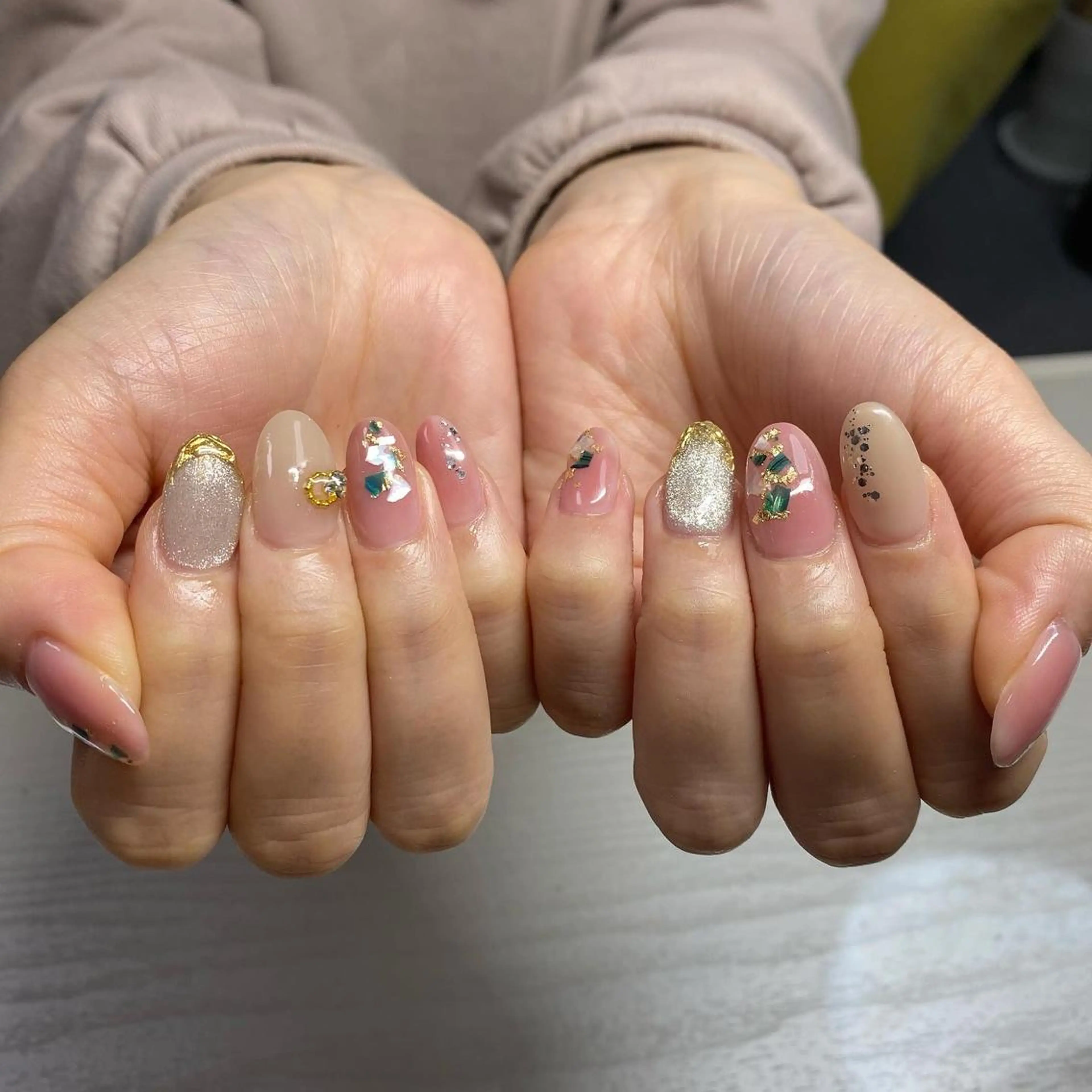 ネイル I pinknail 韓国風·持ち込み専門のネイルデザイン