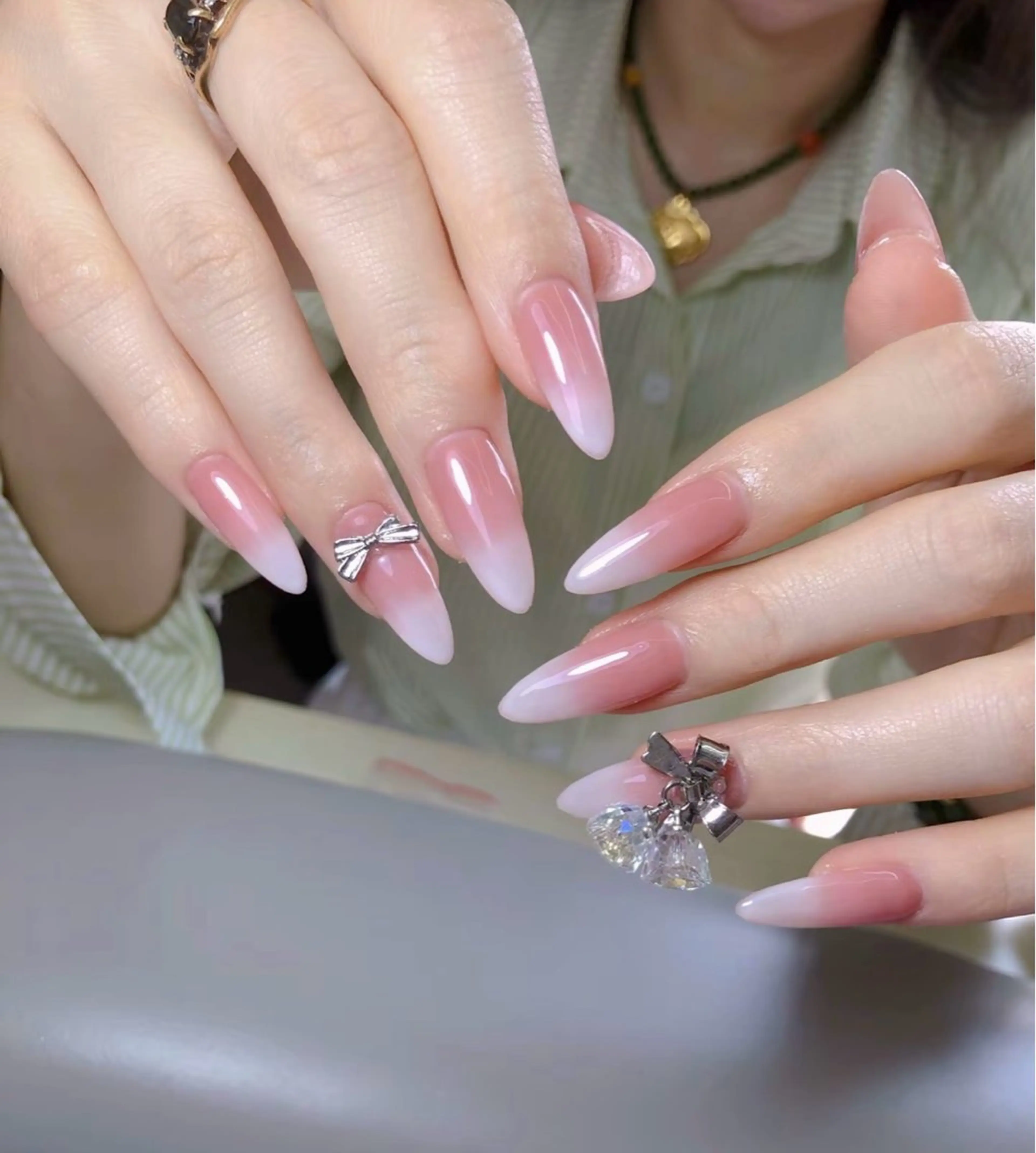 ネイル ハンドネイル EGAONail Salon所属・シエナ nailのネイルデザイン