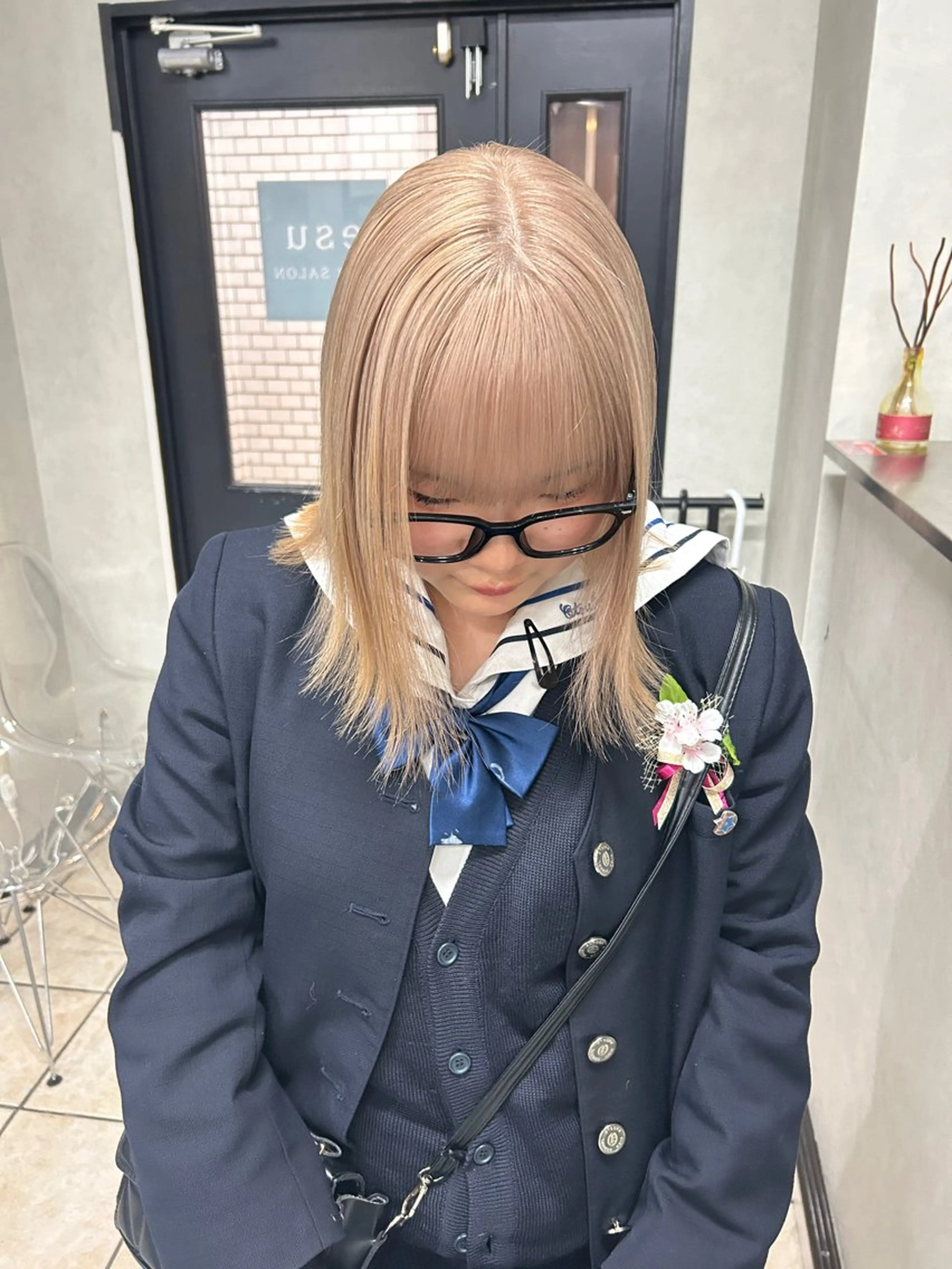 ロング ハイトーン髪質改善 🫧大阪/kanonのヘアスタイル