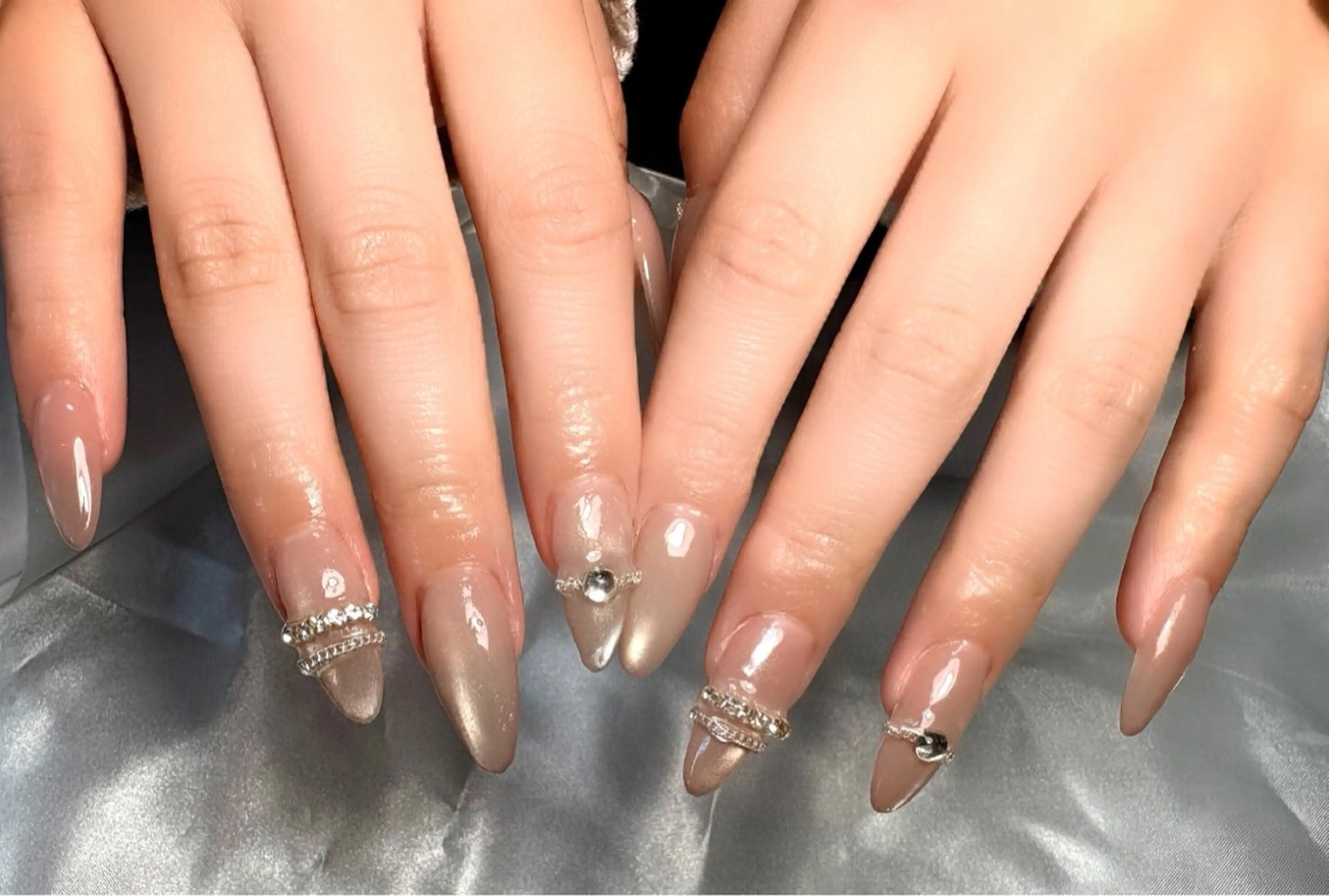 ネイル ハンドネイル ネイルサロン Roiのネイルデザイン