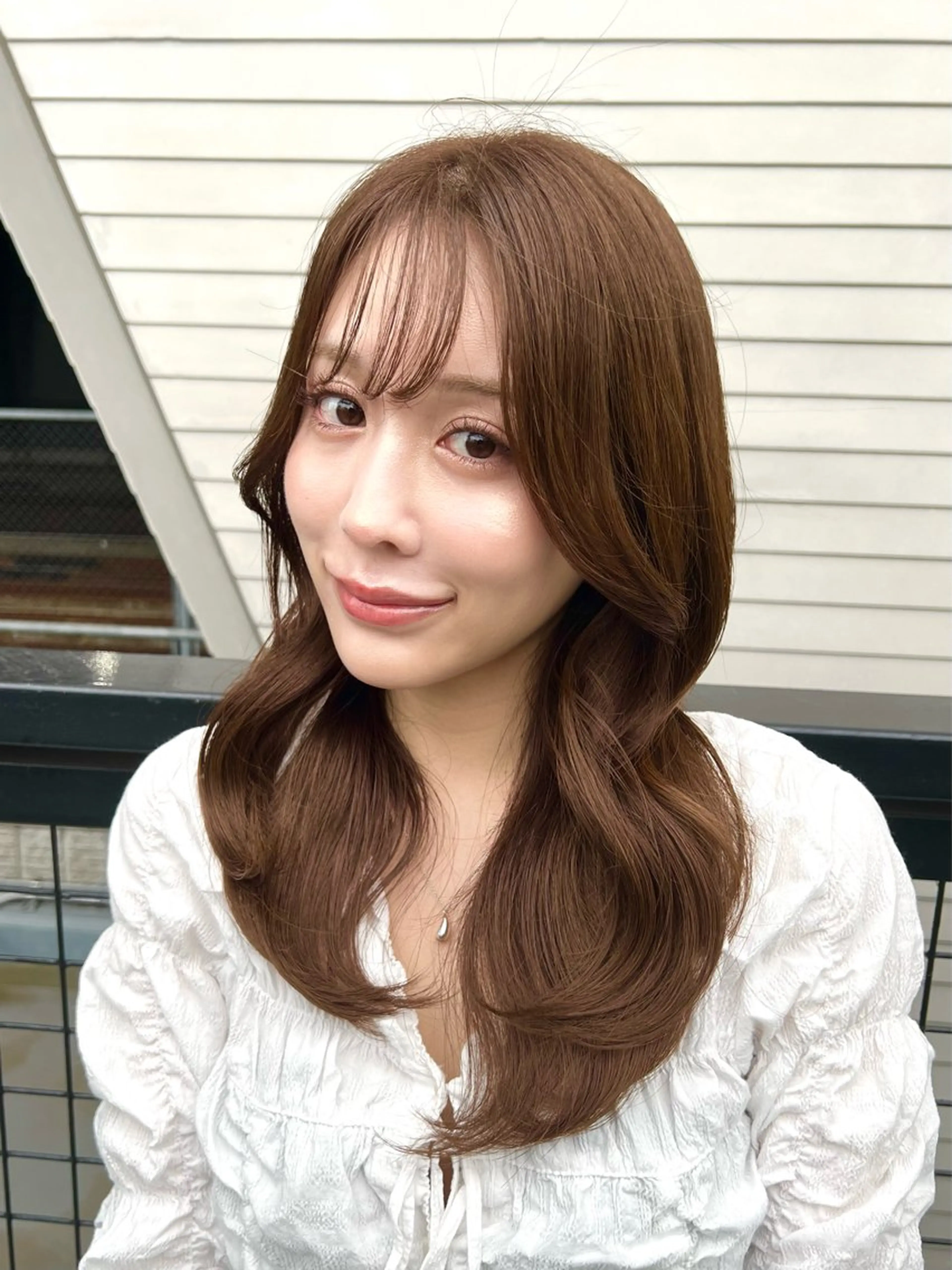 セミロング カラー ブリーチ 透明感カラー ダブルカラー ブリーチなしカラー ヘアカラー ブリーチしない暖色 カラー🥀杉 優菜のヘアスタイル