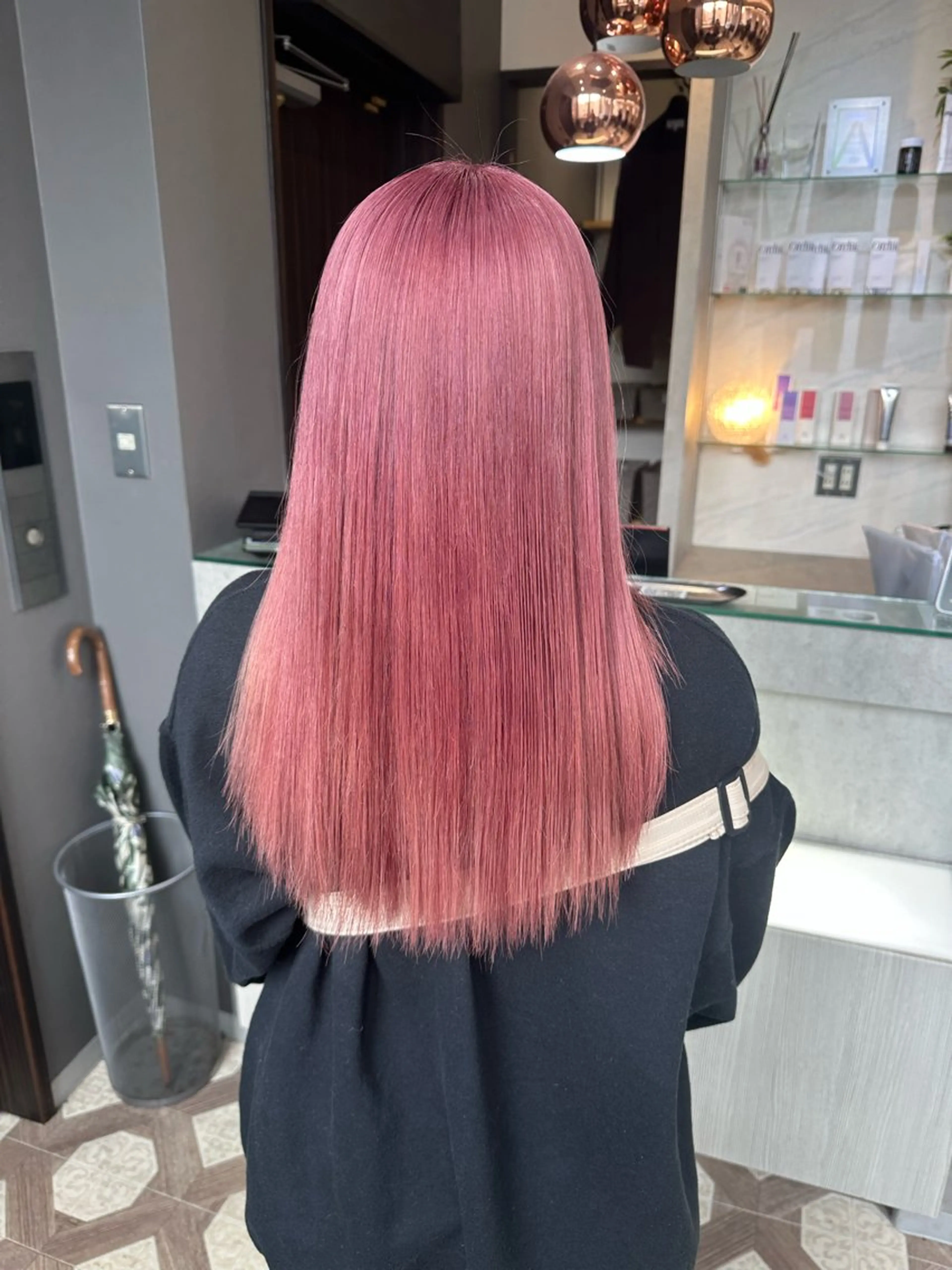 セミロング カラー ベージュカラー ブリーチ ブラウンカラー 透明感カラー ピンクカラー ヘアカラー AYAKASA 暖色カラー/レイヤーのヘアスタイル