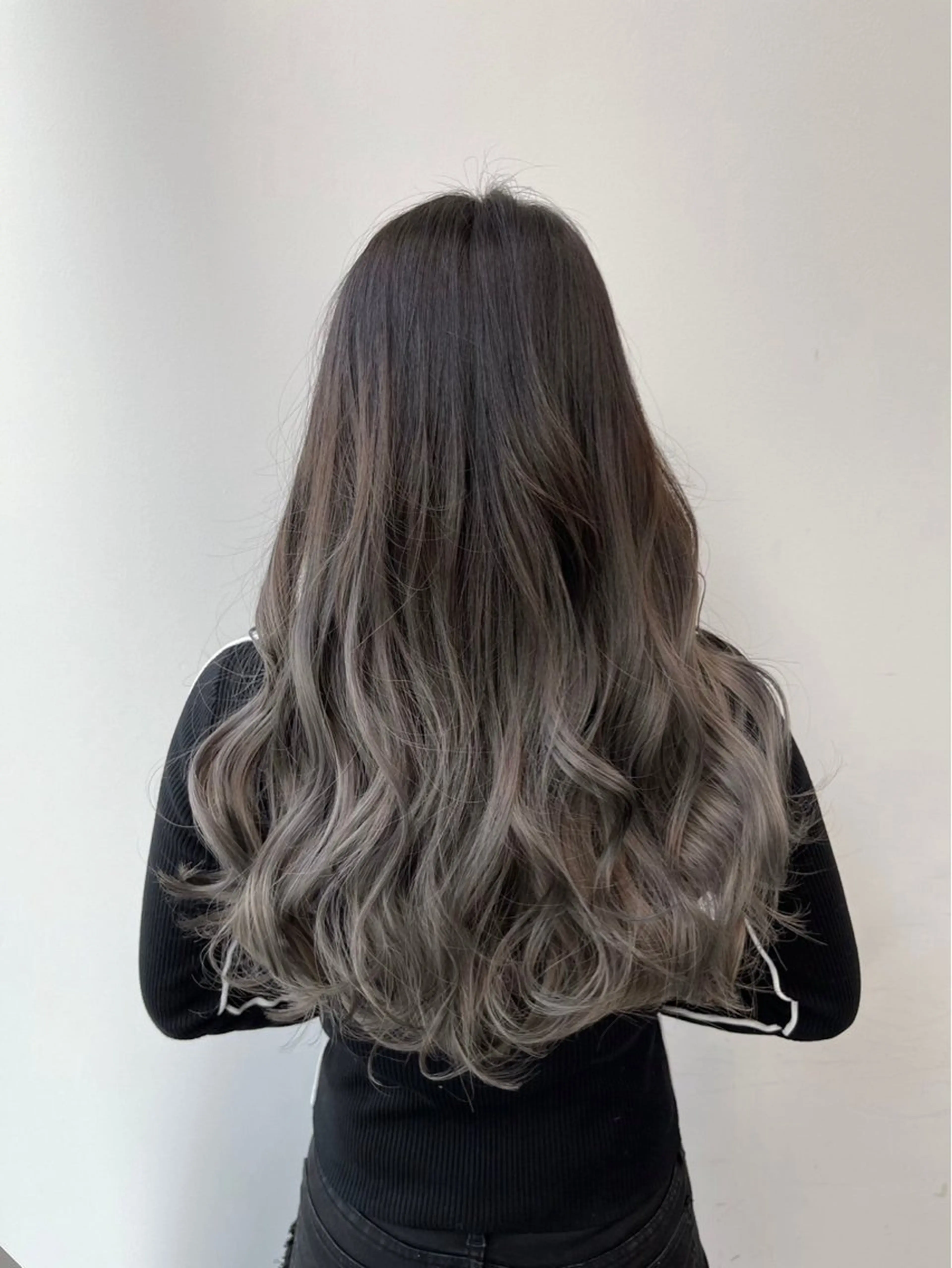 ロング 外国人風カラー かきあげバング レイヤーカット カット ヘアカラー トリートメント 🌈お気に入り指名 No.1藤野原大聖のヘアスタイル