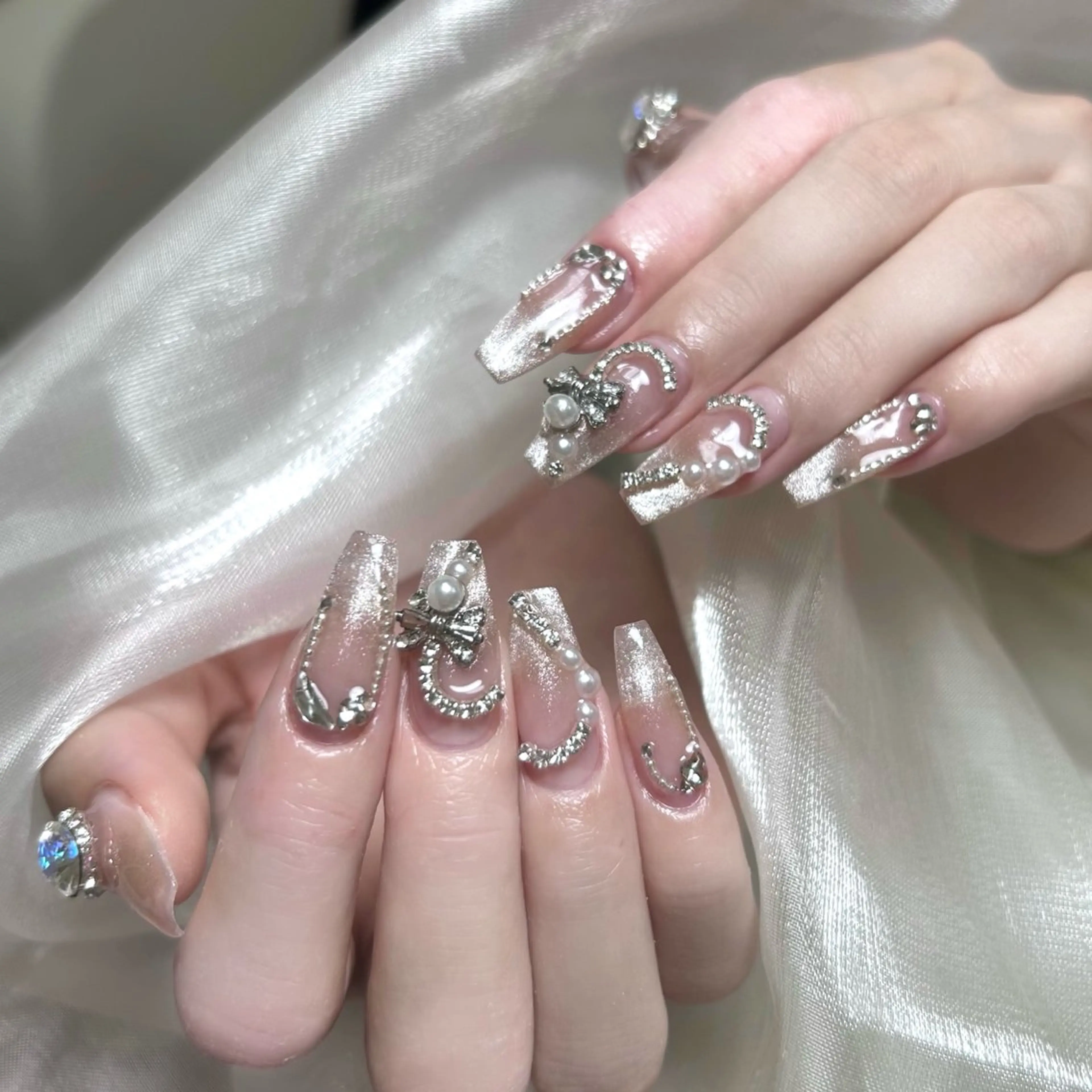 ネイル Maggie Nail🦩のネイルデザイン