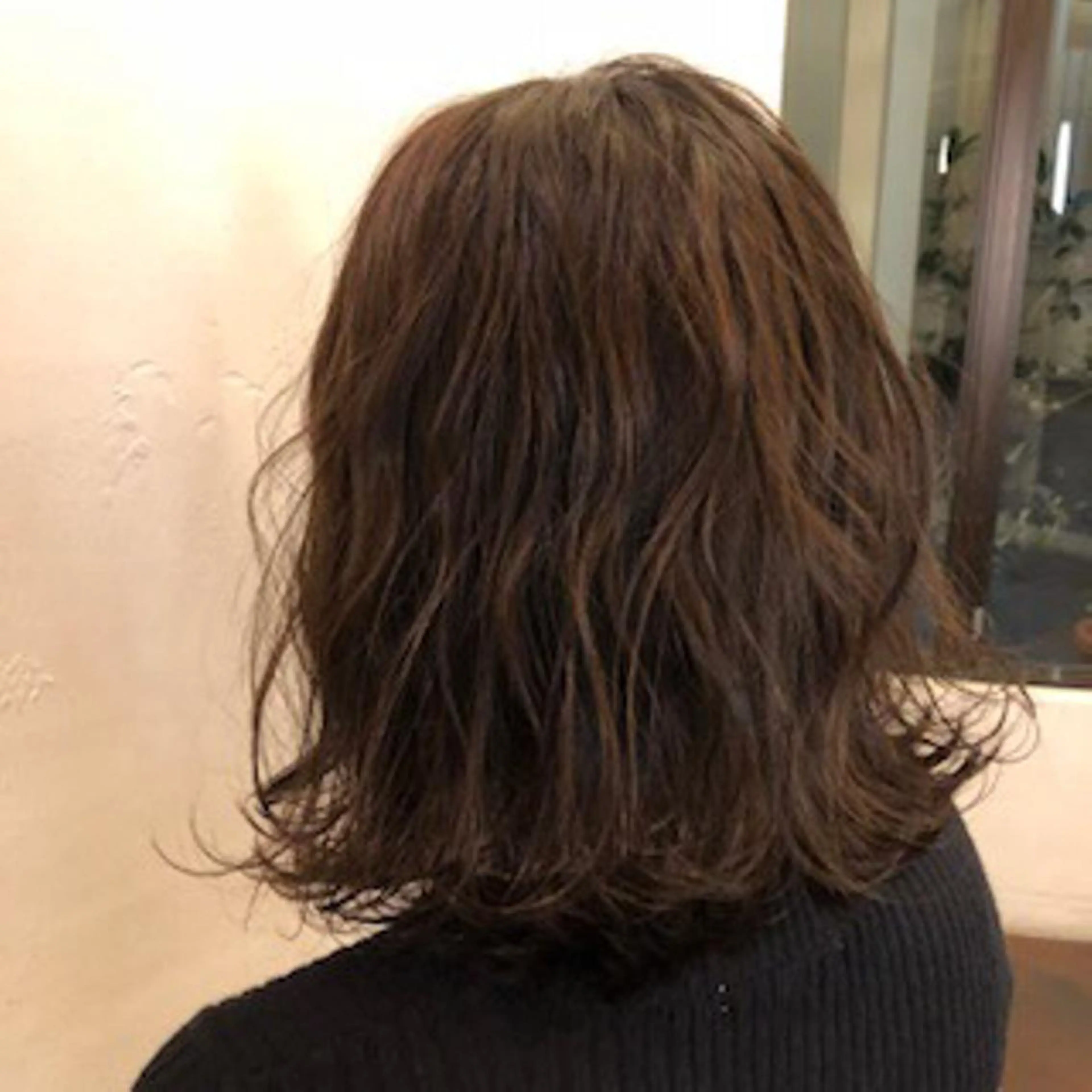 ミディアム カット ヘアカラー 藤田 竜成のヘアスタイル