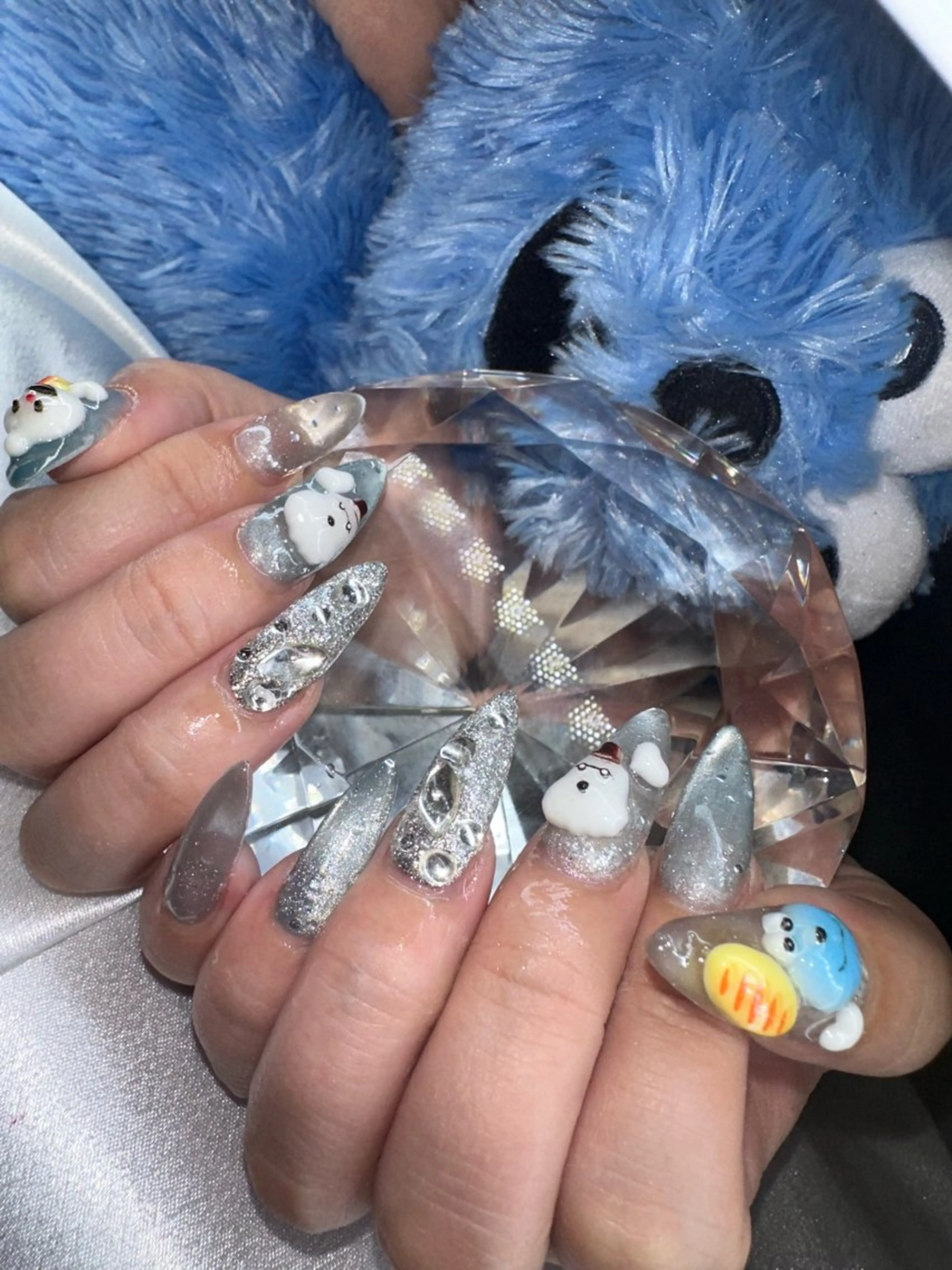 セミロング ハンドネイル YOKOSUKA🧸 NAIL🌿🫧💛のネイルデザイン