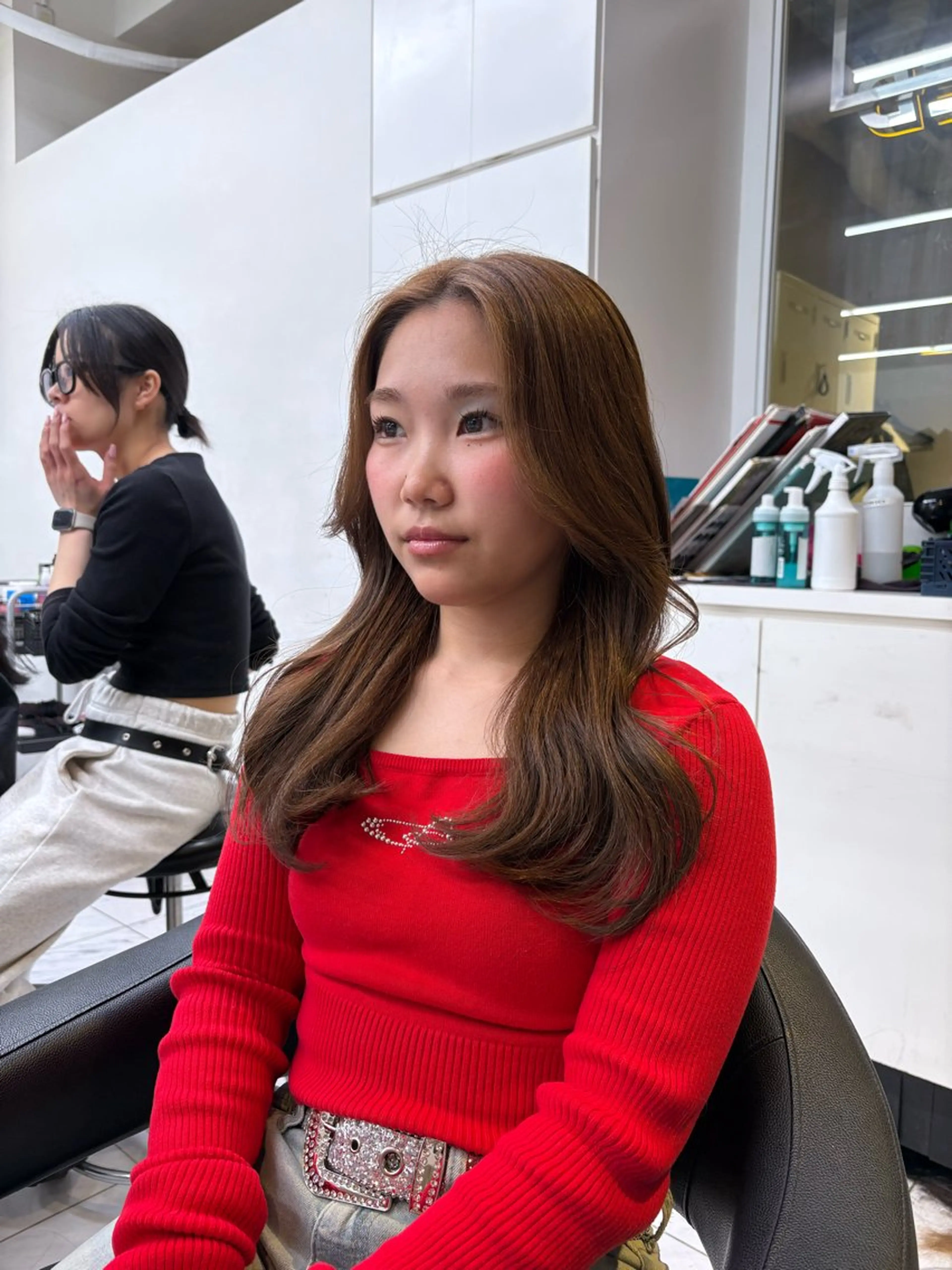 カラー ヘアカラー トリートメント 透明感ベージュ🤎 ナチュラルレイヤーのヘアスタイル