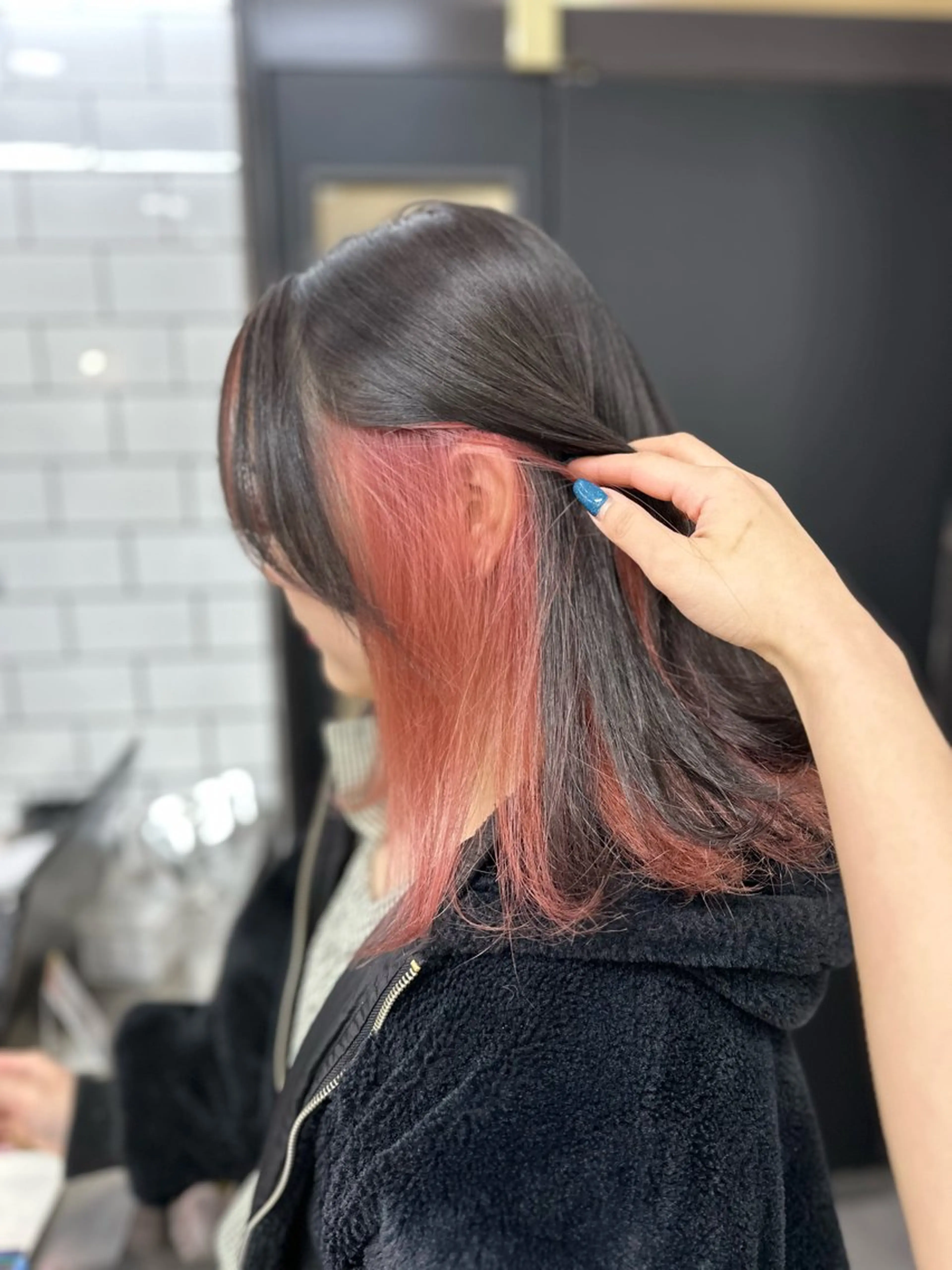 ミディアム カラー ブリーチ 天野 タイナのヘアスタイル