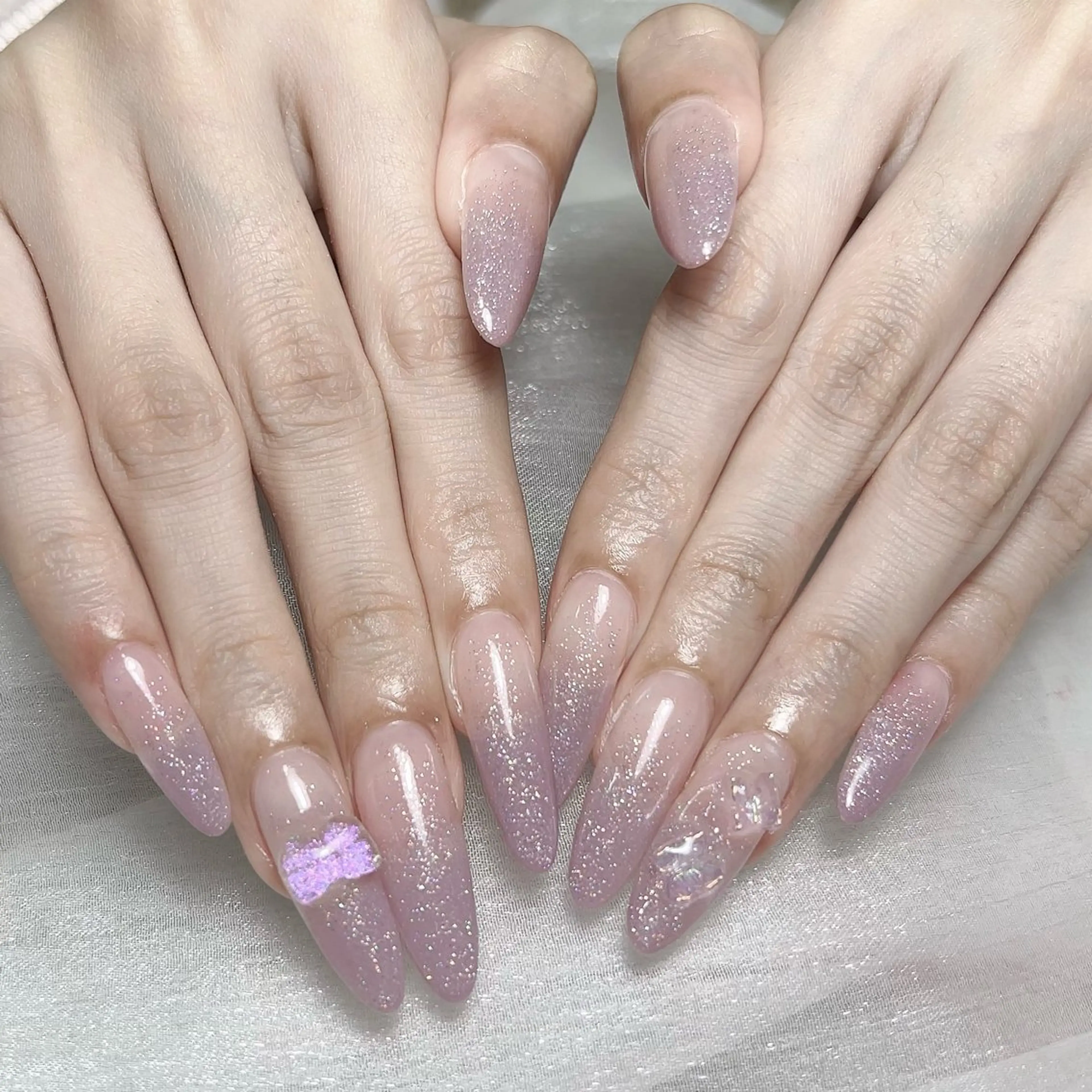 メンズ ネイル メンズ韓国風 アートネイル オーロラネイル ガーリー キラキラネイル Nail salon 木にいるのネイルデザイン