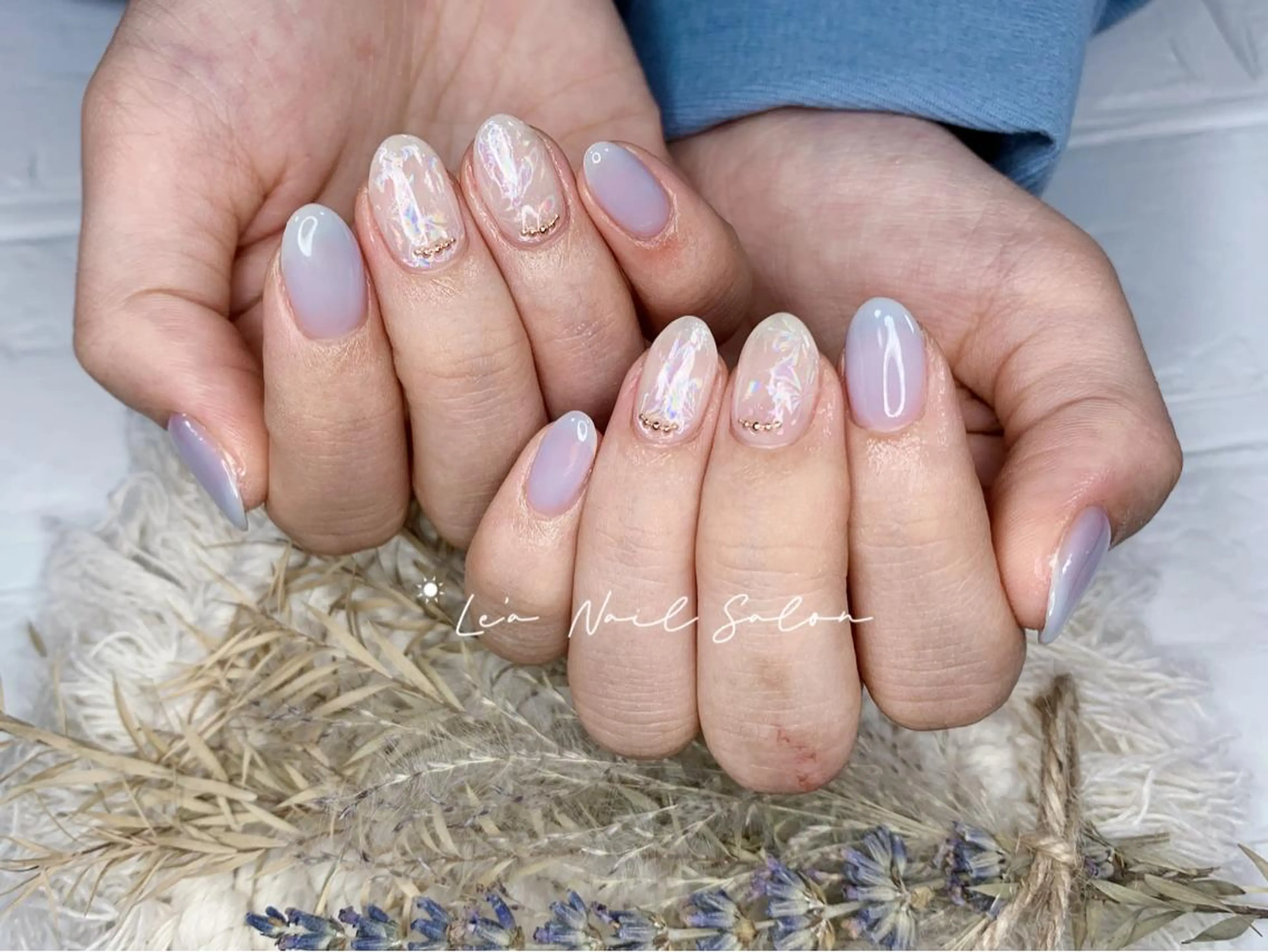 ショート カラー ネイル Le’a NailSalonのネイルデザイン